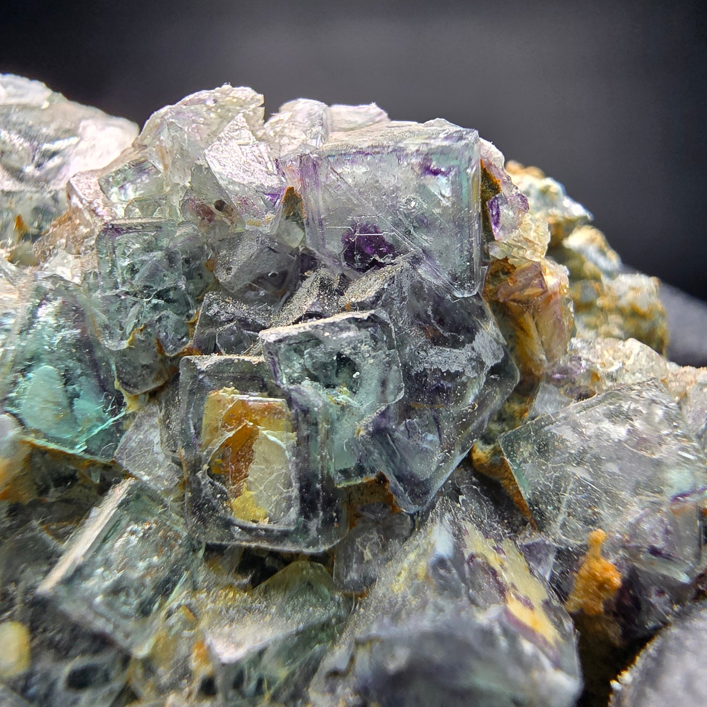Vert fluorite fantôme sur spécimen de tourmaline Schörl Erongo Namibie 55*34*33mm