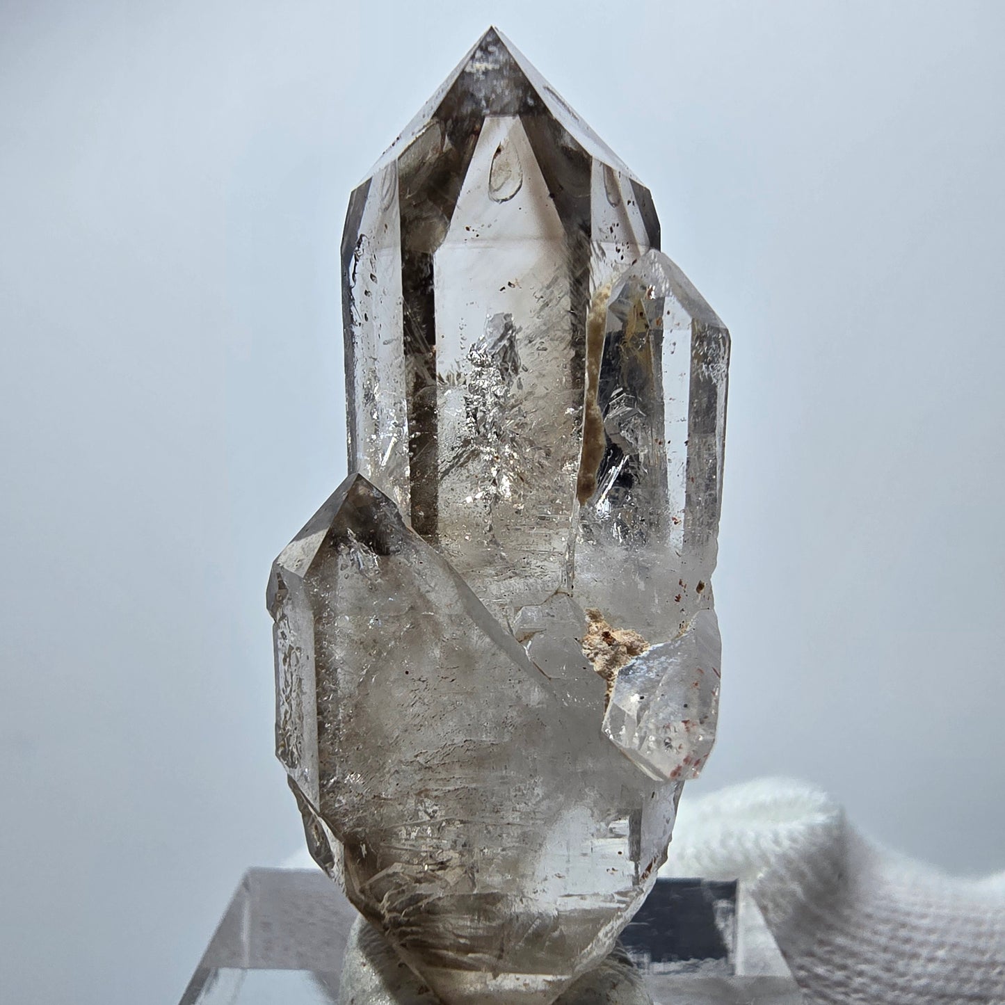 Quartz fumé fantôme transparent DT Scepter Point Goboboseb, Namibie 42 x 18 x 14 mm