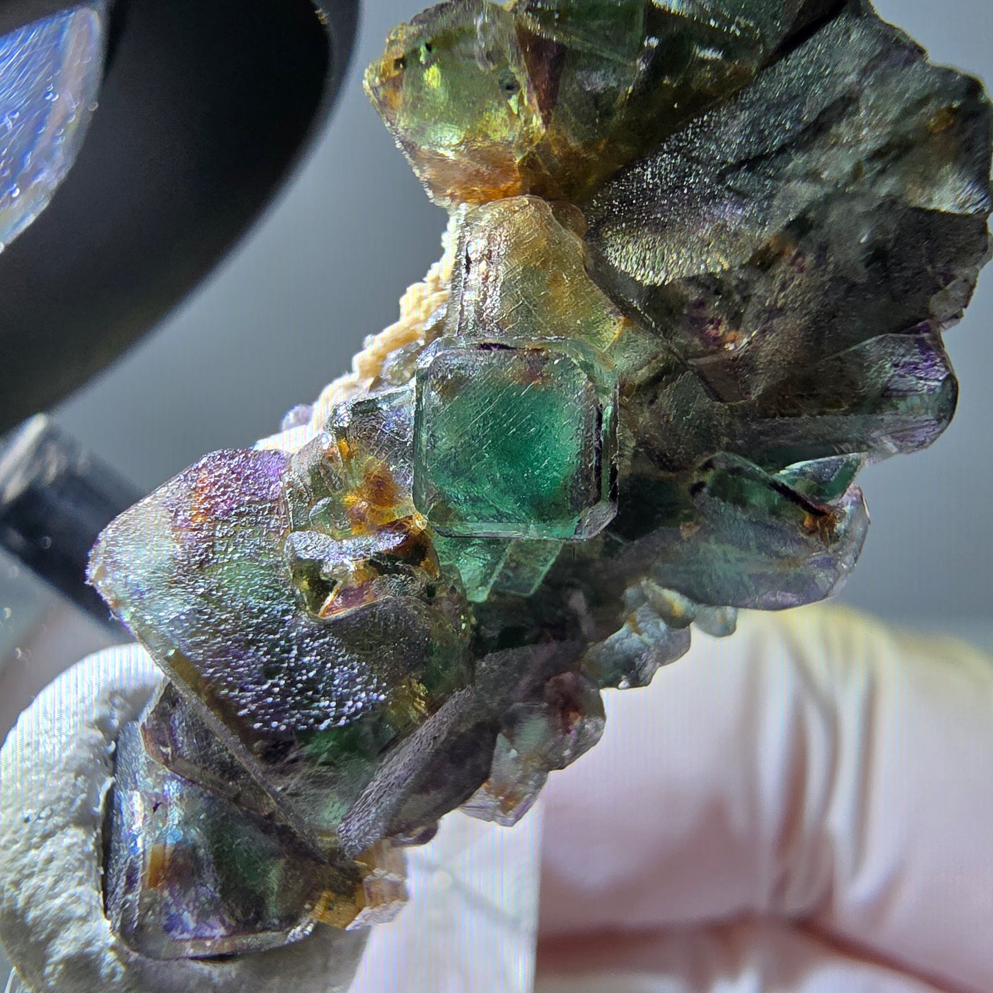Cube de fluorite fantôme zonal, béryl, spécimen de muscovite, Erongo, Namibie, 33 x 19 x 11 mm