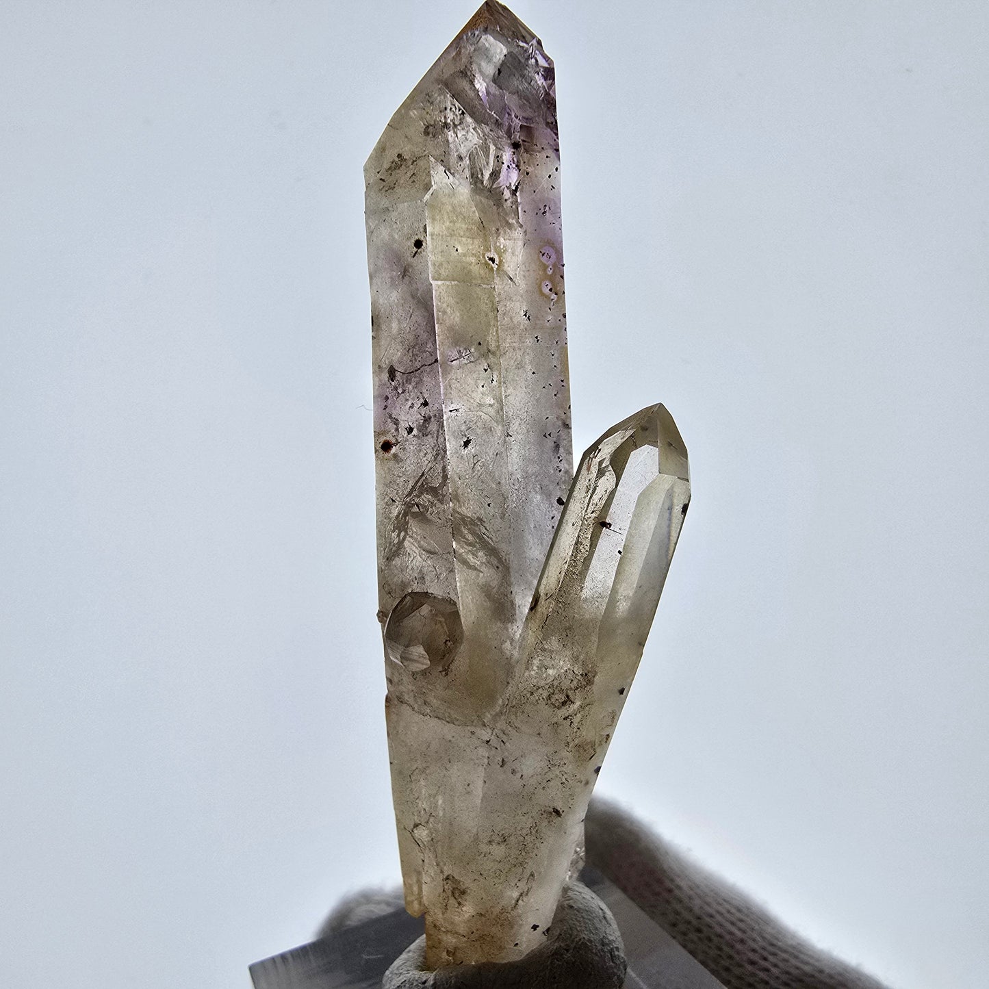 Harlekin Phantom Amethyst DT Zepter, UV Calcit Streep Mine, Namibia 70*19*19mm