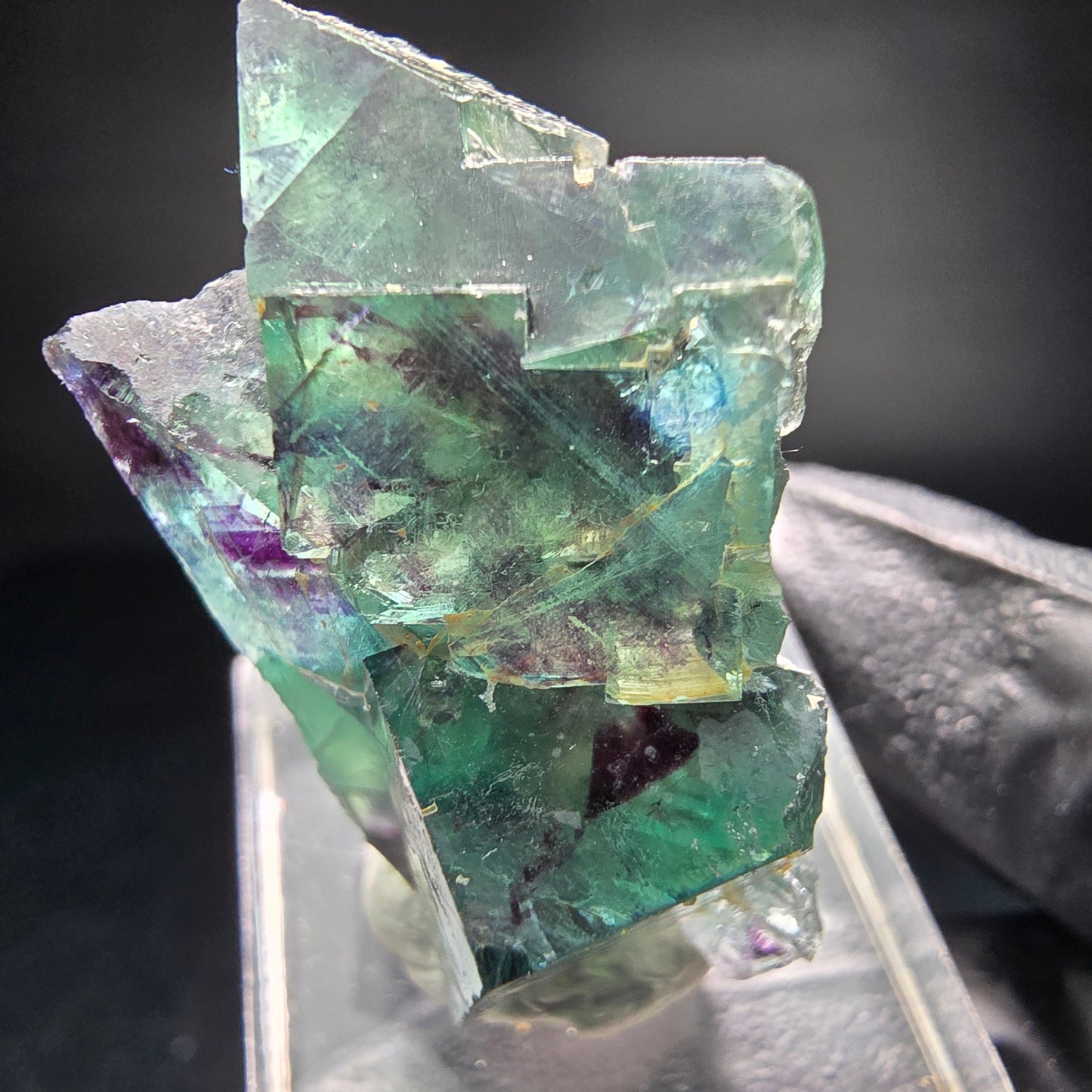 Seltene zonare Phantom Fluorit Würfel Stufe grün lila Okorusu Namibia 39*22*21mm