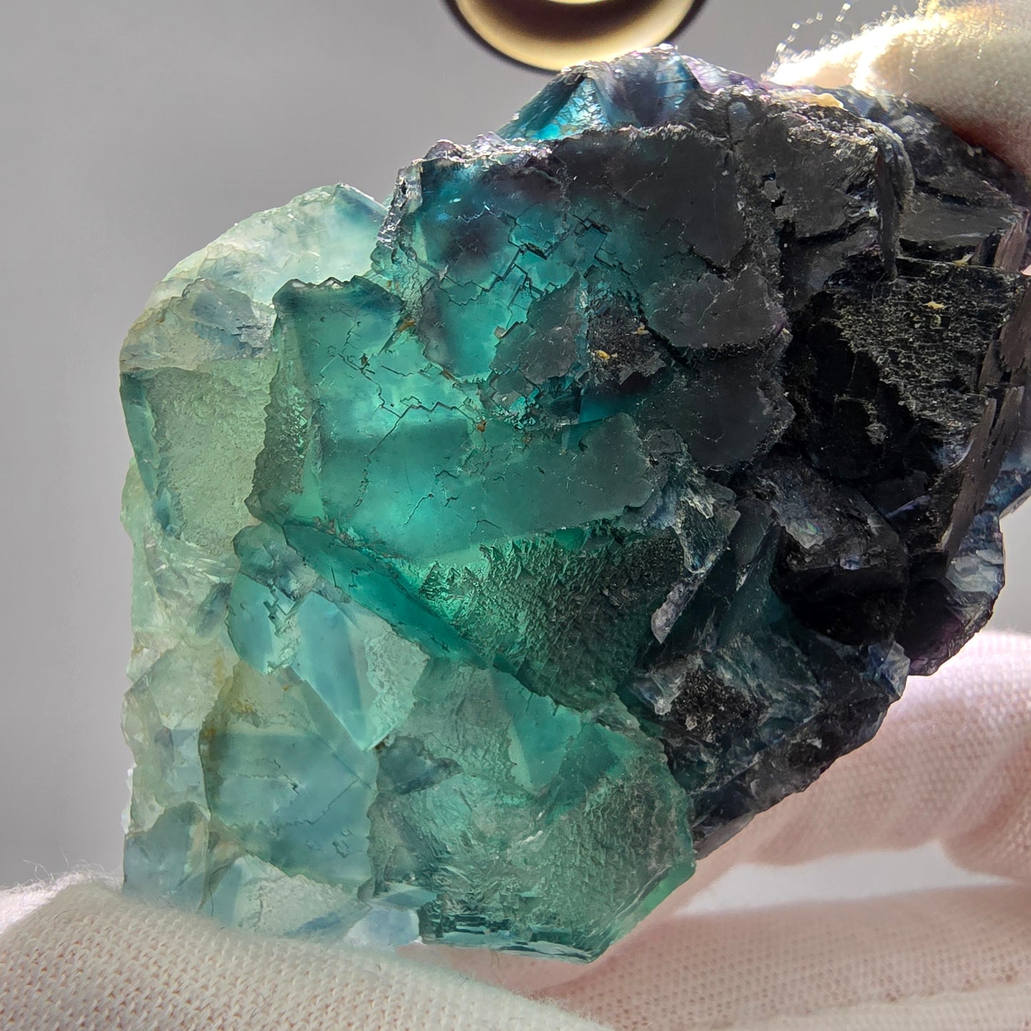 Seltene Phantom Fluorit Würfel Stufe grün lila zonar Okorusu, Namibia 76*44*23mm