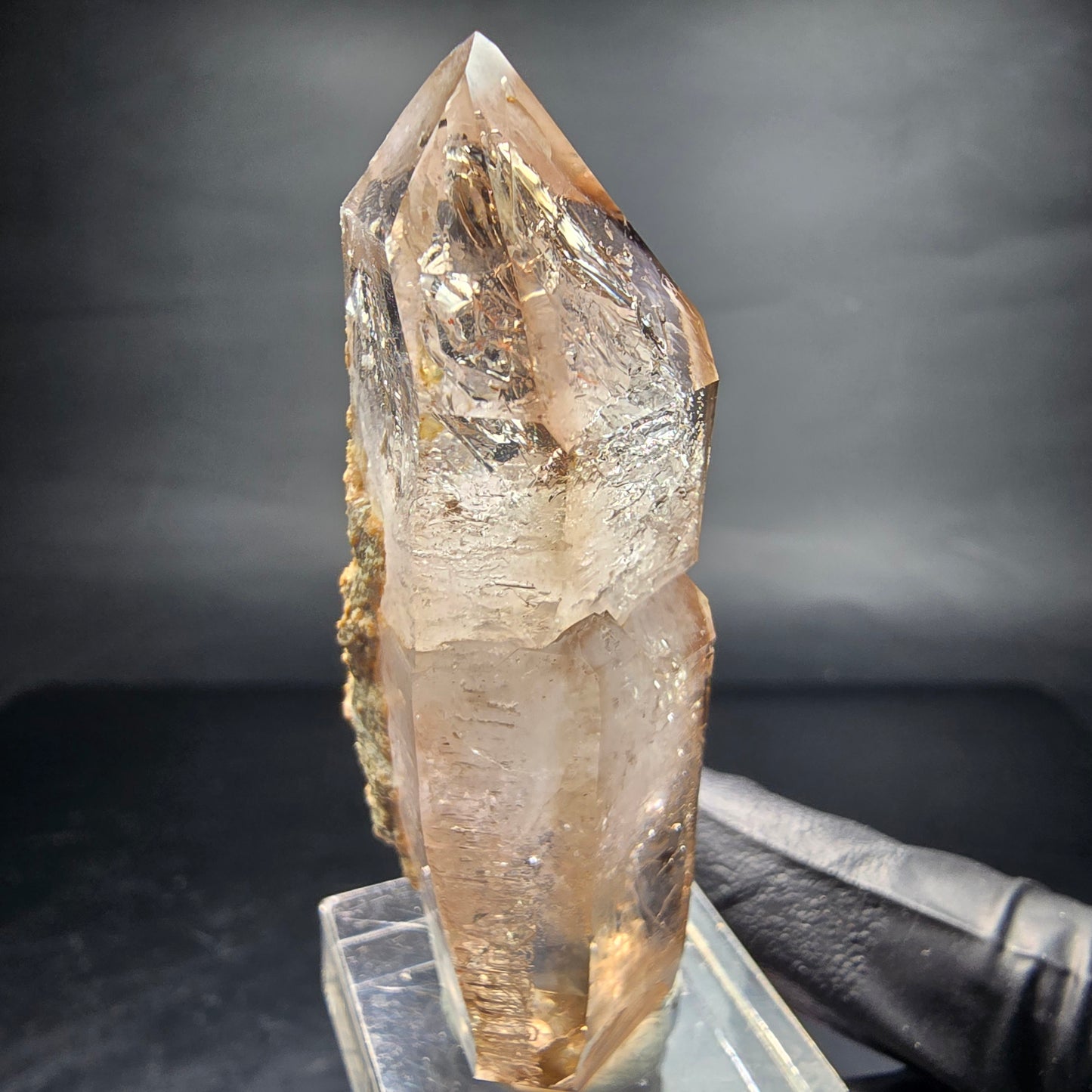 Points à double terminaison en quartz fumé fantôme clair Goboboseb namibie 62*25*19mm