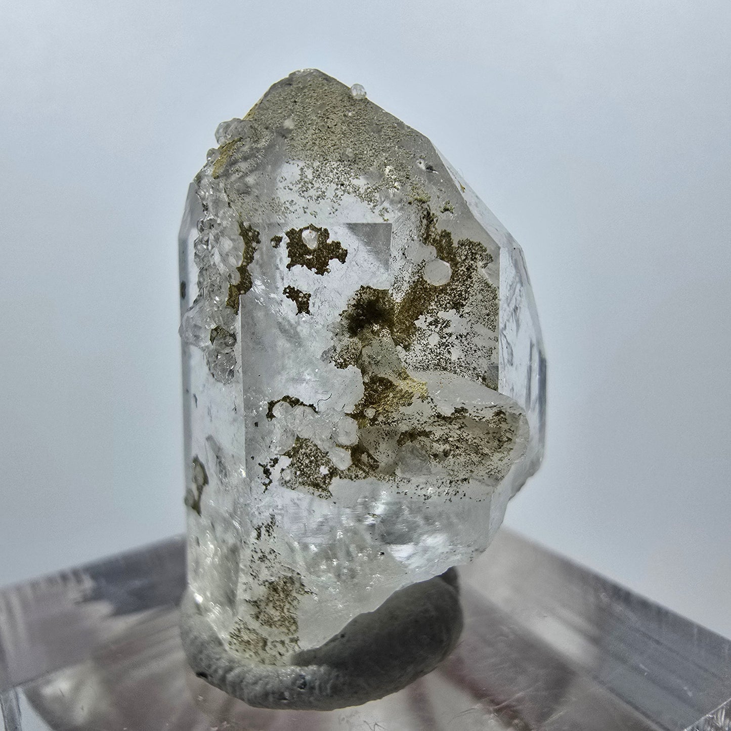 Clear Quartz with Analcime Point Streep Mine, Goboboseb, Namibia 26*19*16mm