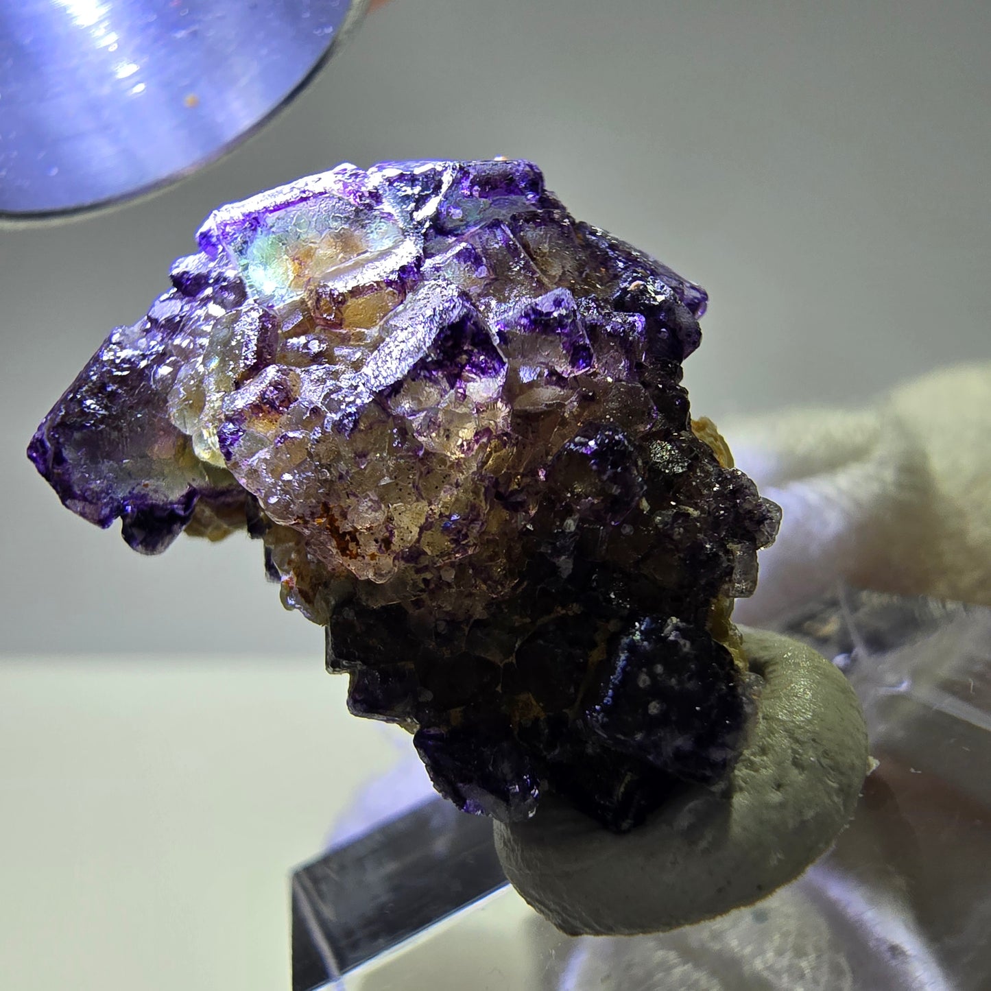 Cubes de fluorite fantôme colorés, spécimen de muscovite, Erongo, Namibie, 25 x 18 x 11 mm