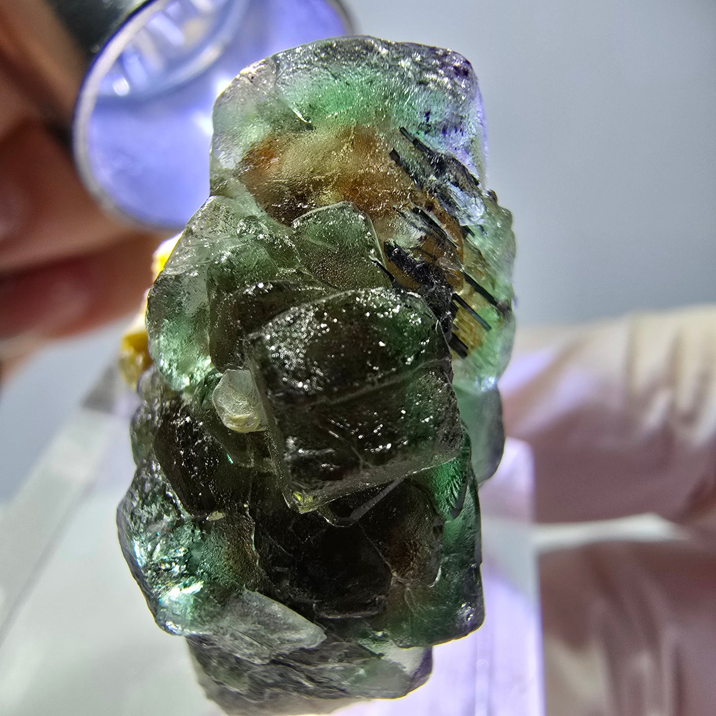Cube de fluorite fantôme, spécimen de muscovite, Erongo, Namibie, 27 x 20 x 18 mm