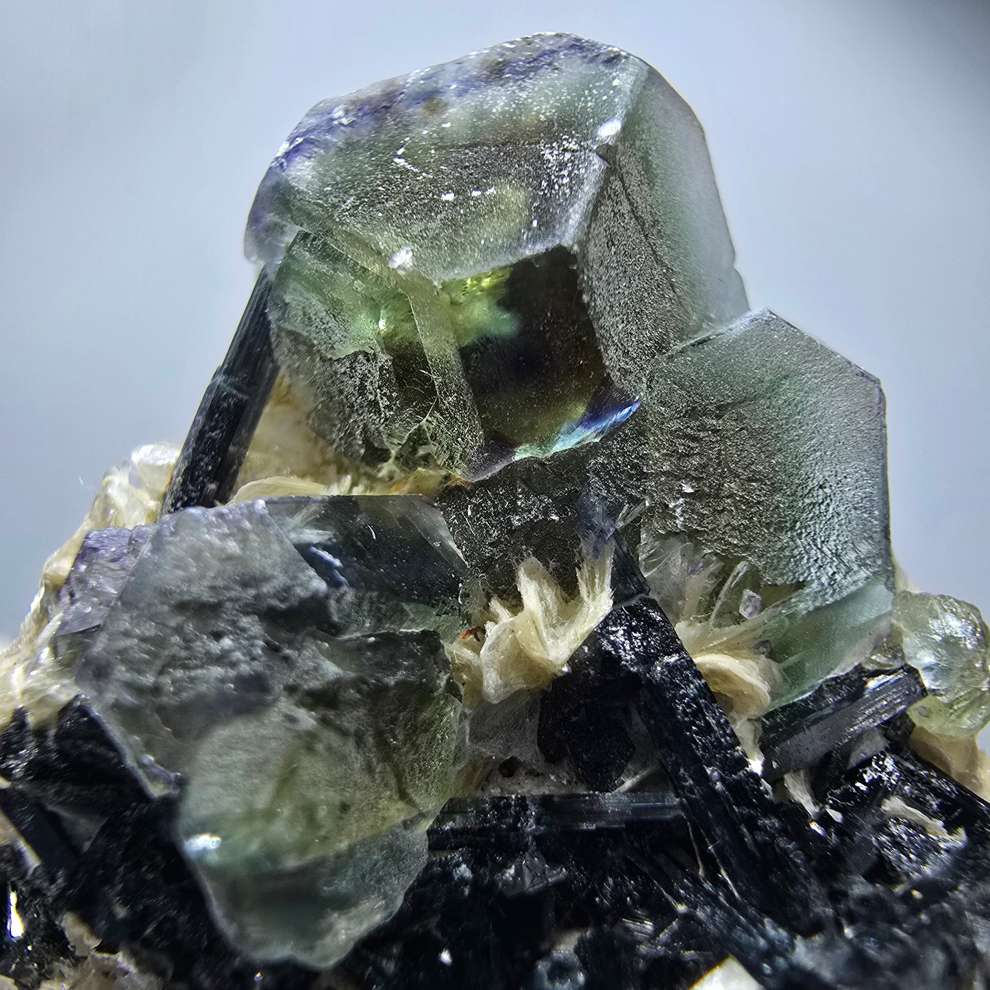 Phantom fluorite hexagonal, Schörl tourmaline, muscovite Erongo, Namibia 48*46*35mm
