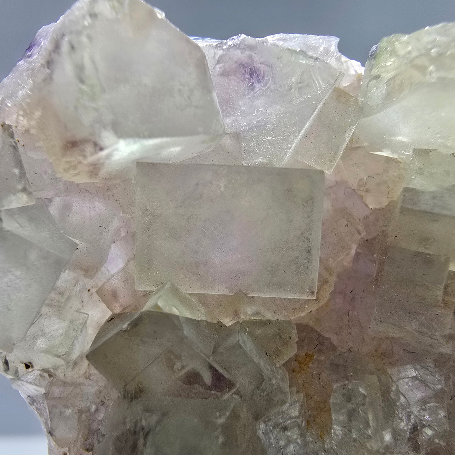 Seltene UV Phantom Fluorit Würfel Stufe grün lila Brandberg, Namibia 58*33*20mm