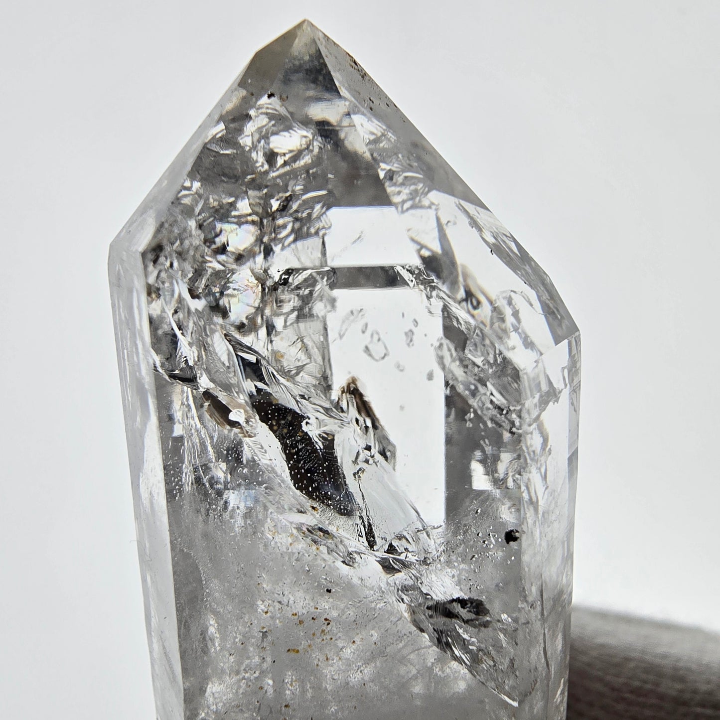 Sceptre en quartz fumé lémurien Enhydro, 1 pochette Saint-Valentin à bulles, Namibie 49 x 23 x 25 mm