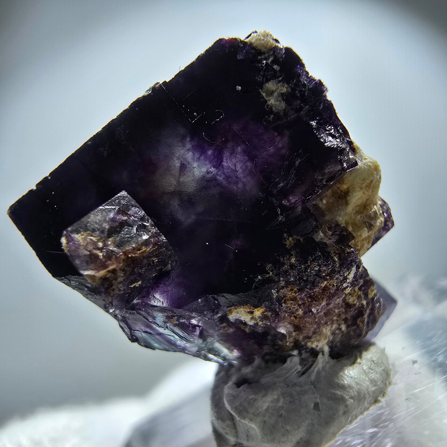 Spécimen rare de cube de fluorite fantôme, vert zonal et violet, Okorusu, Namibie, 22 x 20 x 15 mm