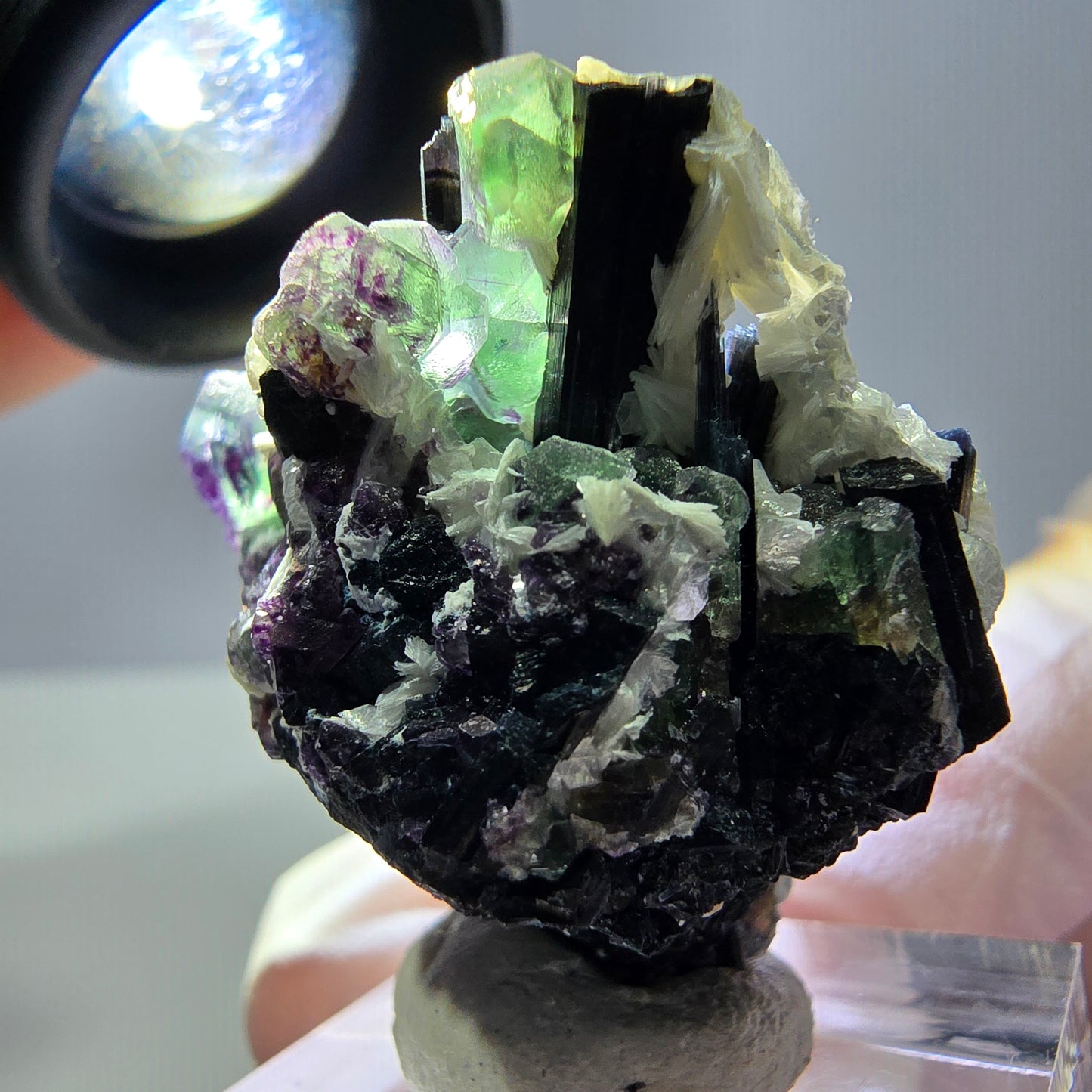 Cube de fluorite fantôme, zonal, muscovite, spécimen de tourmaline Schorl, Erongo, Namibie, 36 x 31 x 22 mm