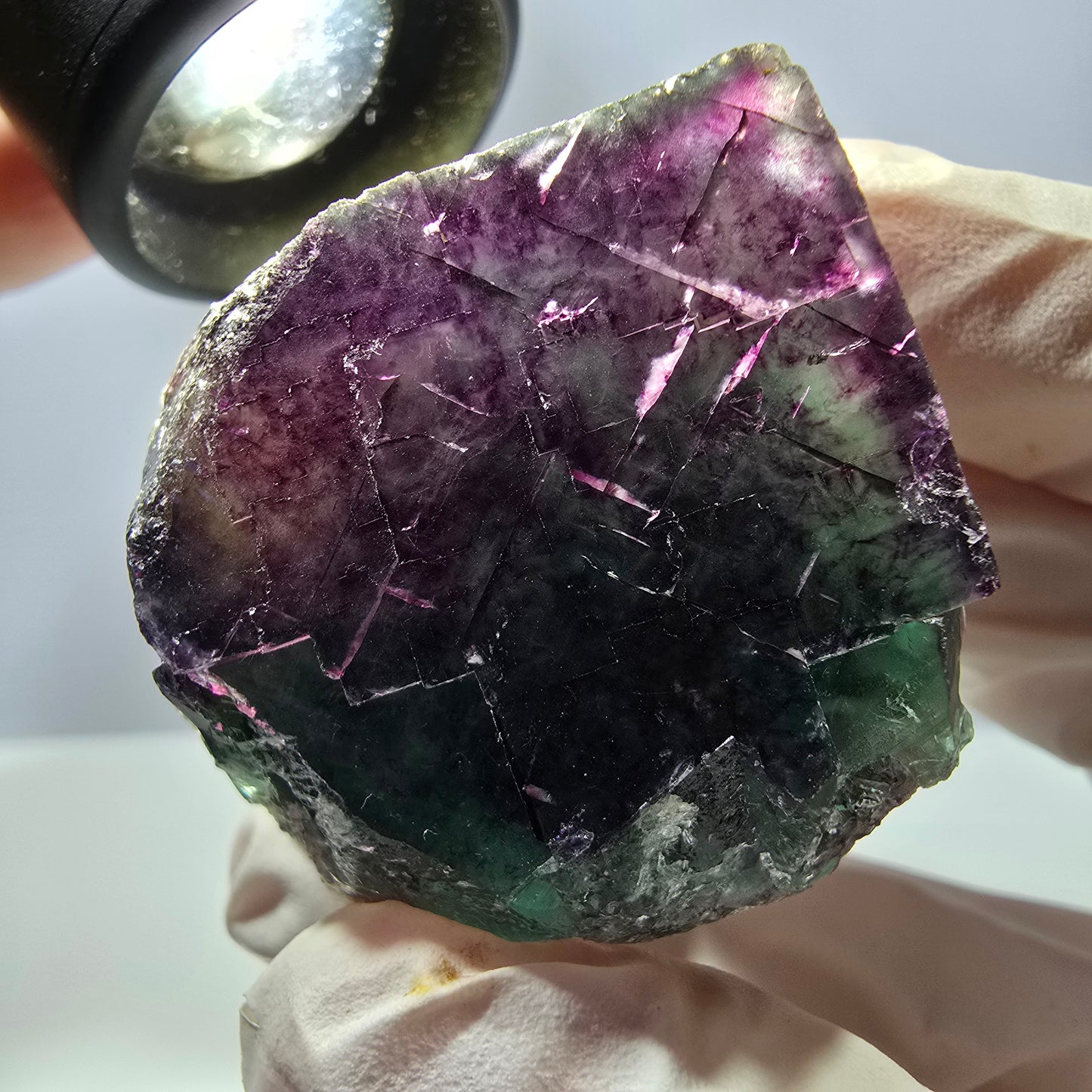 Spécimen de cube de fluorite fantôme parqueté vert violet Okorusu, Namibie 46*38*32mm