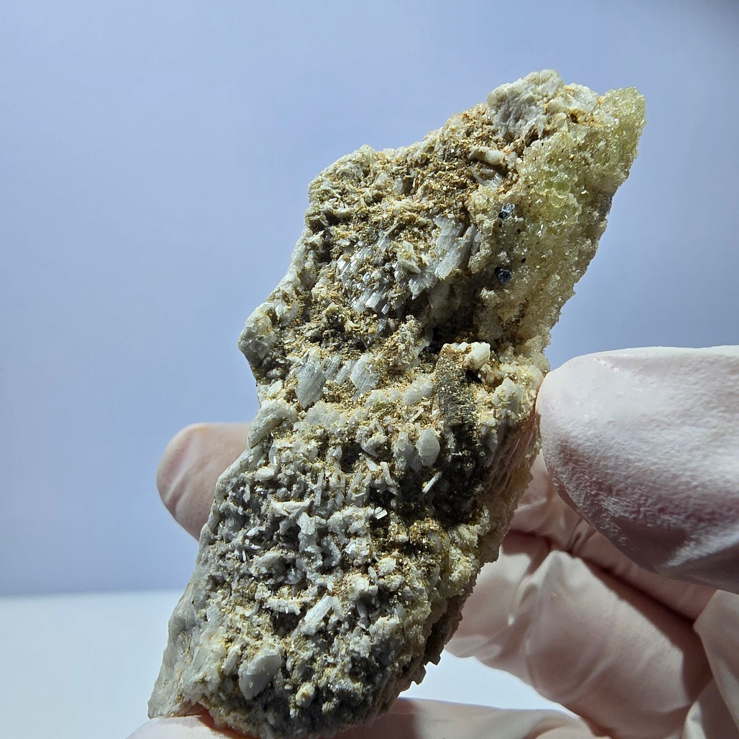 Opale hyalite rare, spécimen d'orthose Erongo, Namibie 71*30*29mm