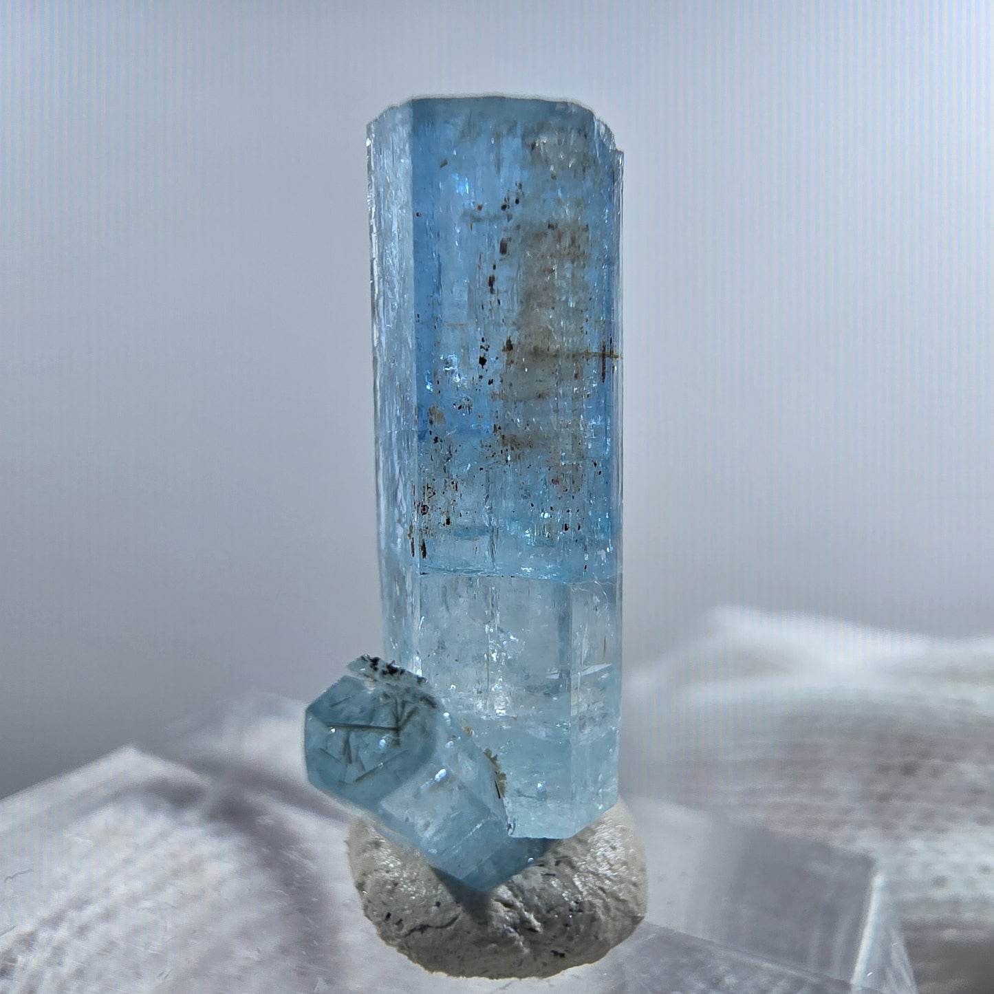 Rare spécimen d'aigue-marine claire XX Erongo, Namibie 23*12*6mm
