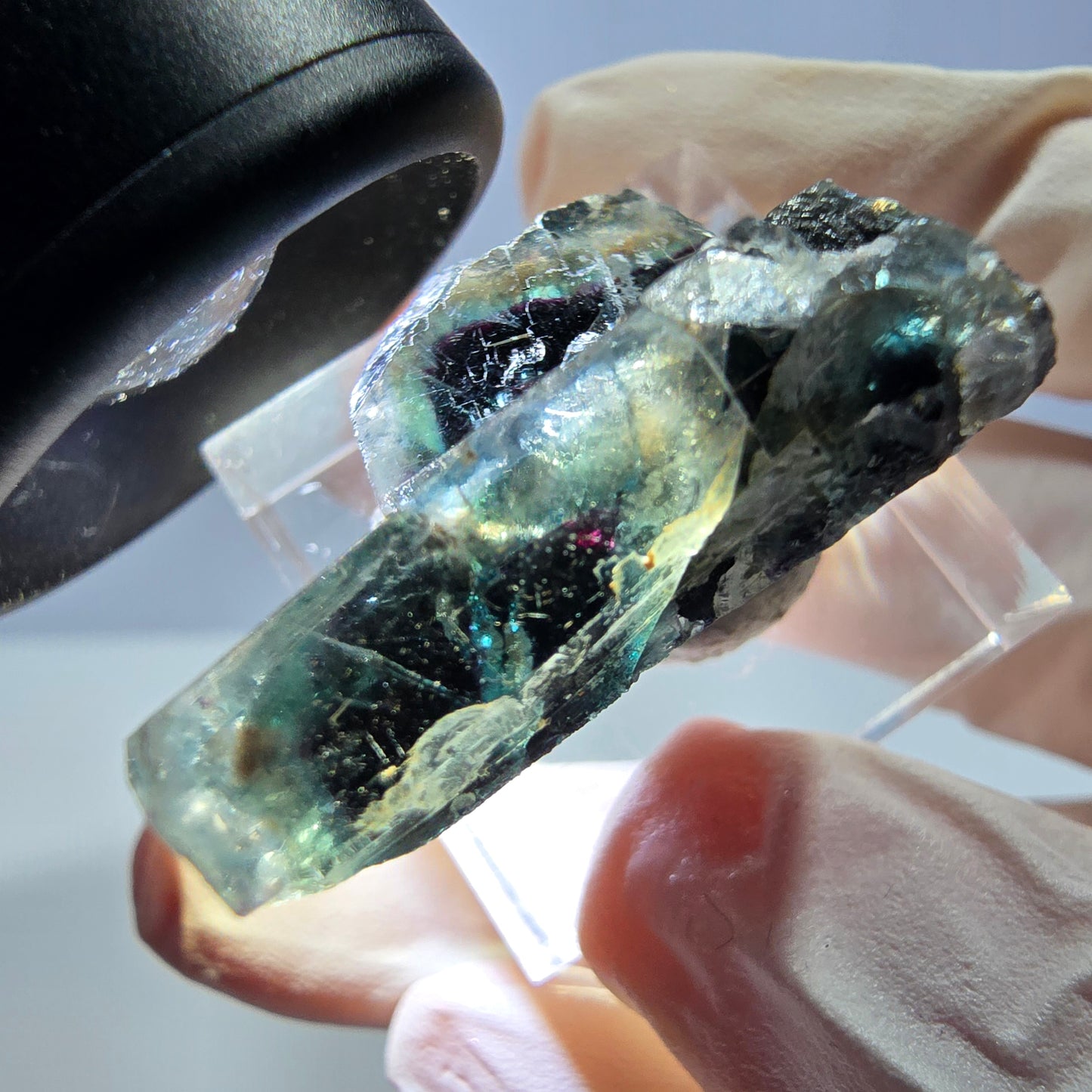 Spécimen de cube de fluorite fantôme, parqueté vert violet Okorusu, Namibie 35*22*15 mm