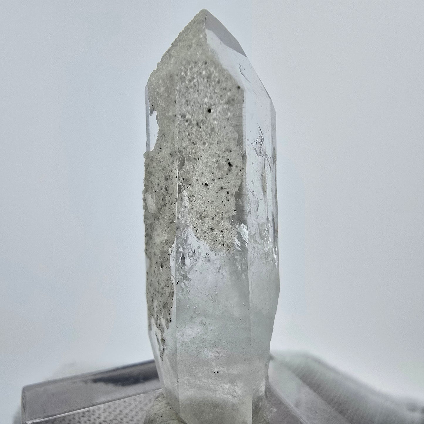 Enhydro Phantom DT Quarz mit UV Calcit, 3x Blase Goboboseb, Namibia 38*14*10mm