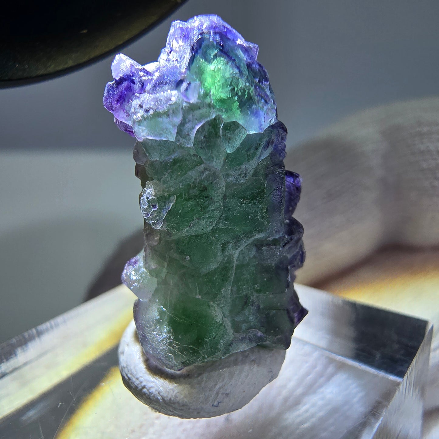 Cube de fluorite fantôme, spécimen de tourmaline scholle muscovite, Erongo, Namibie, 23 x 14 x 13 mm