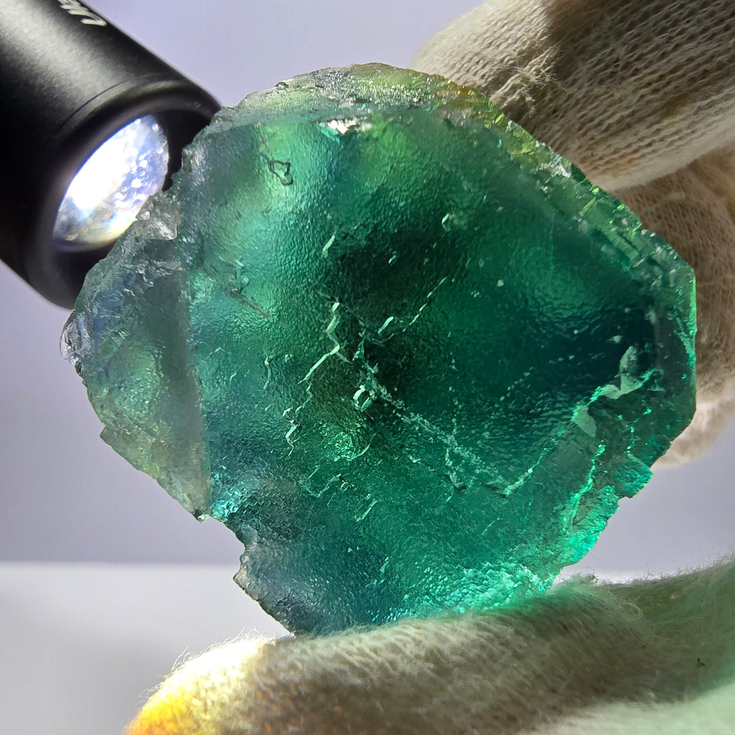 Rare spécimen de cube de fluorite fantôme, parqueté vert Okorusu, Namibie, 36 x 35 x 31 mm