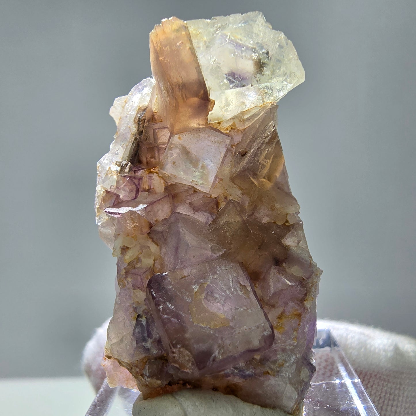 Seltene UV Phantom Fluorit Würfel Stufe lila grün Brandberg, Namibia 38*22*14mm