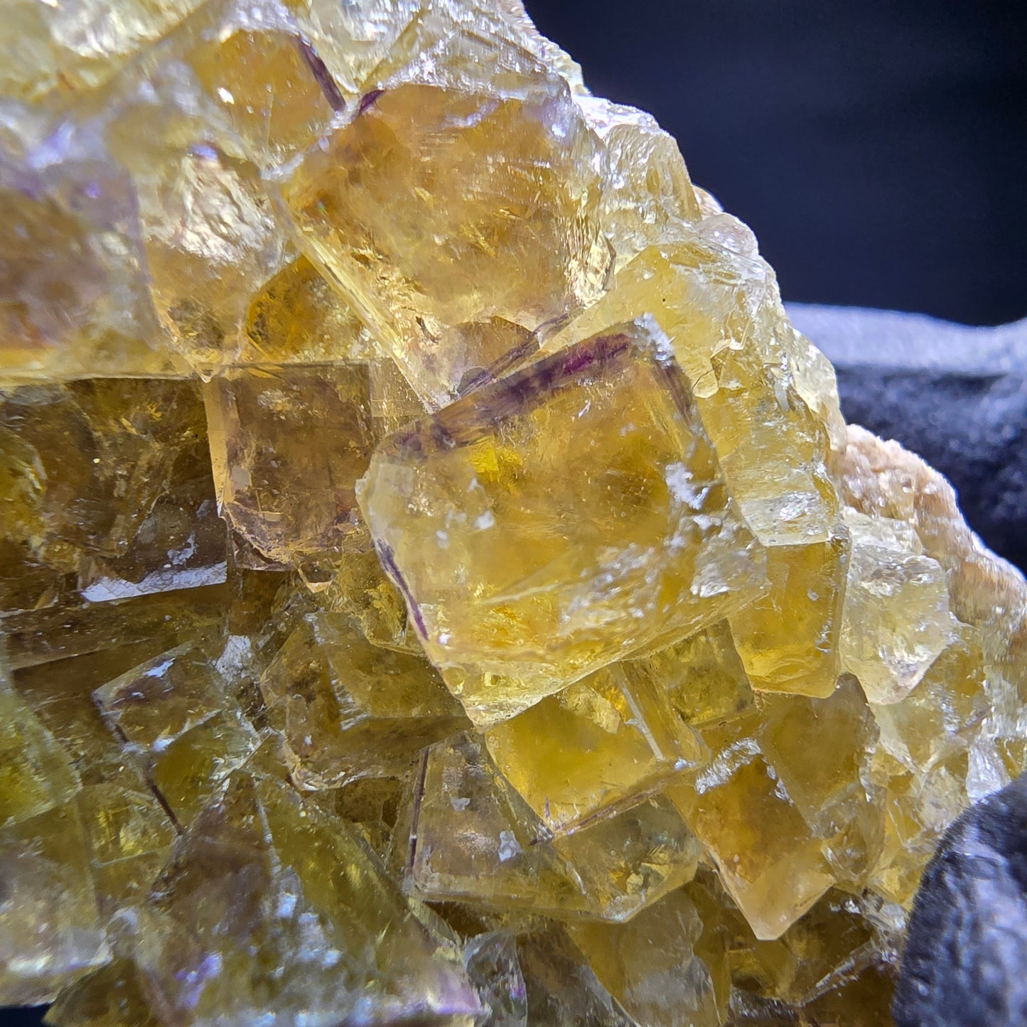 Klare Phantom Fluorit Würfel Stufe gelb lila Okorusu Namibia 42*31*17mm Sammlung