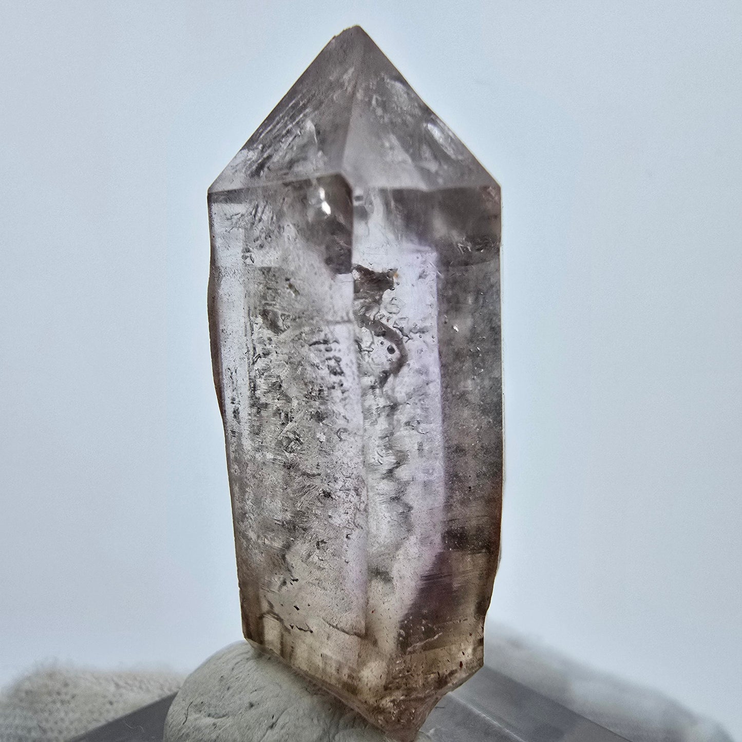 Enhydro skelett Phantom Amethyst DT Zepter Kristall Goboboseb Namibia 41*16*15mm
