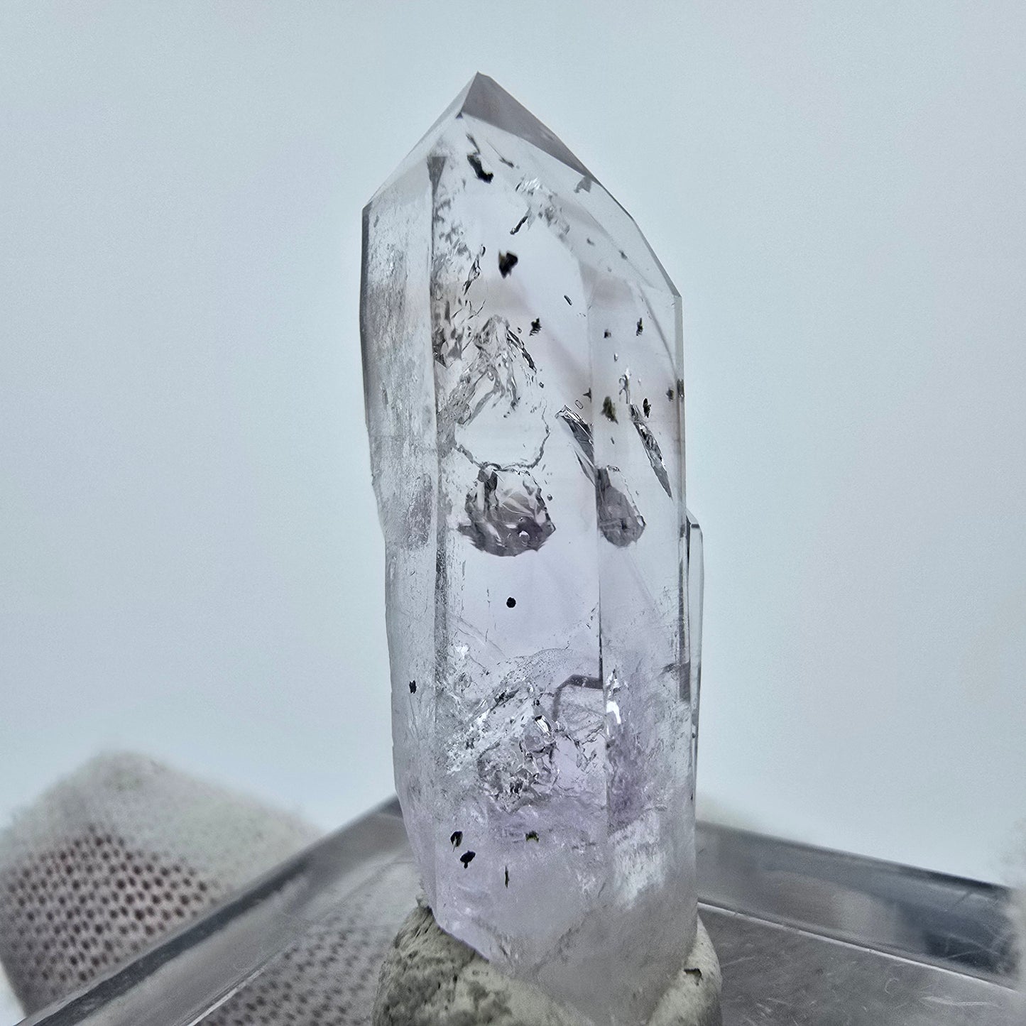 Enhydro Phantom Amethyst mit Hämatit Streep Mine Goboboseb Namibia 32*10*10mm