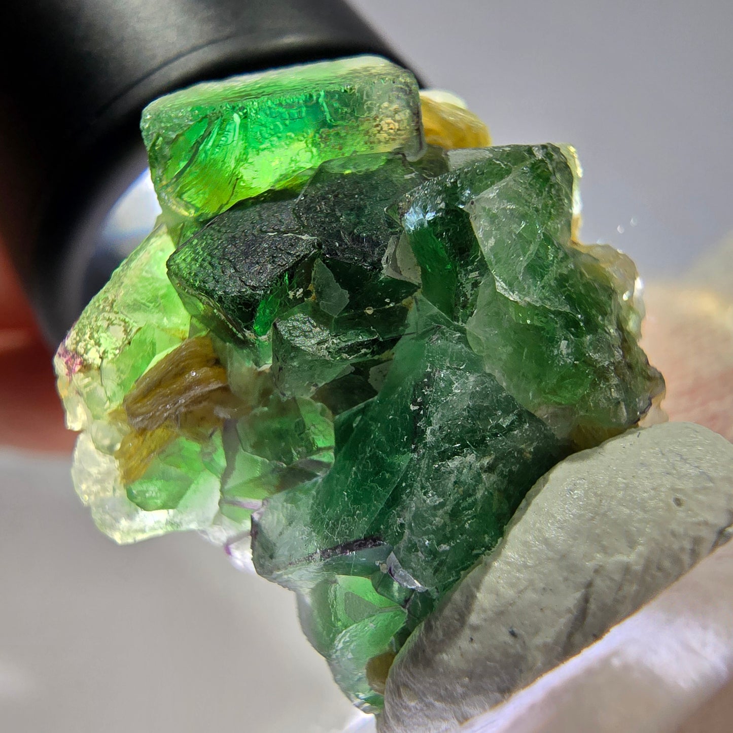 Cube de fluorite fantôme, spécimen de muscovite, Erongo, Namibie, 27 x 25 x 19 mm