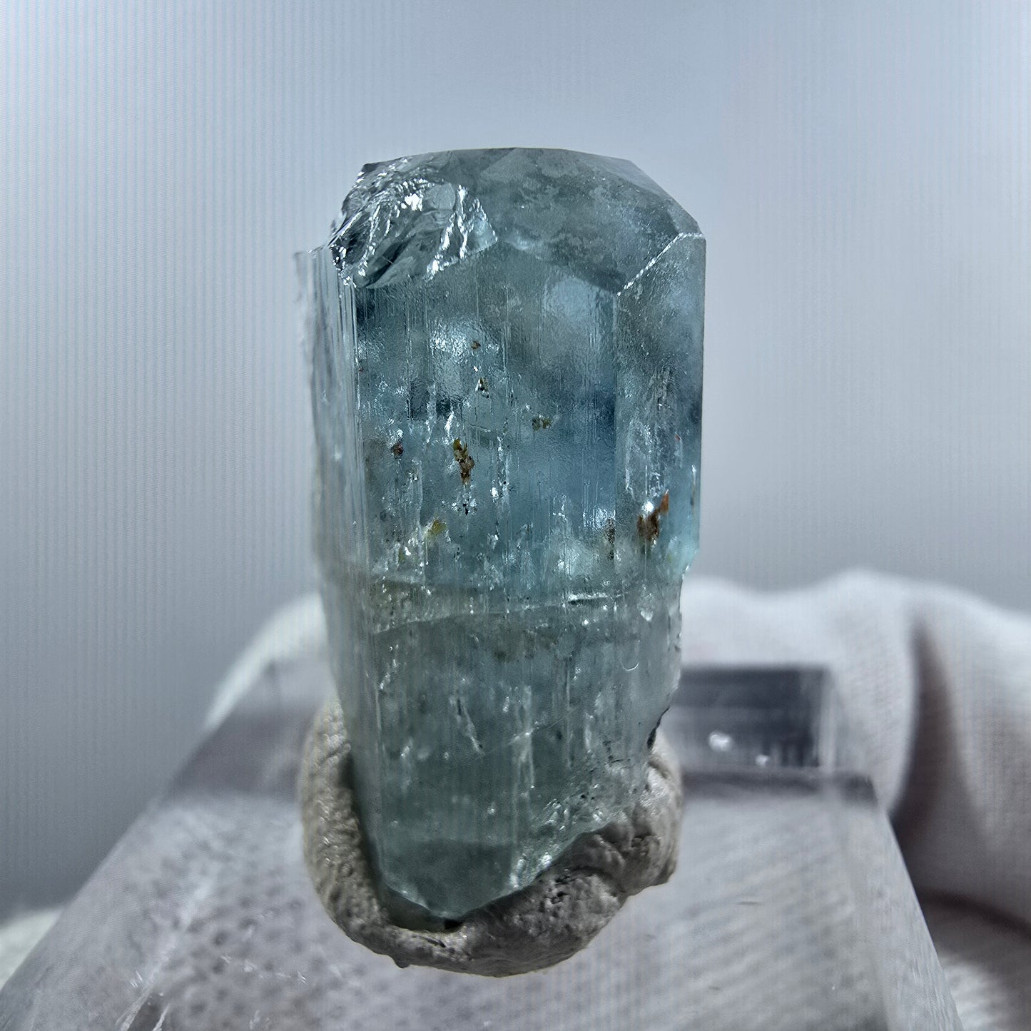 Cristal d'aigue-marine X clair rare Erongo, Namibie 24*15*12mm