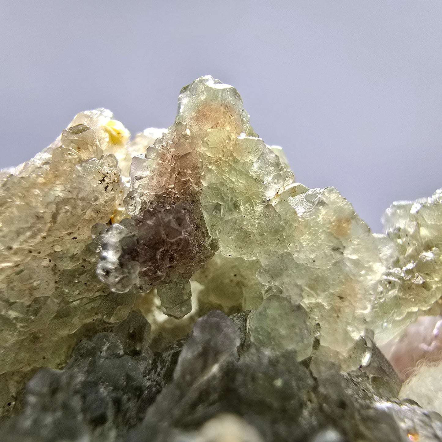 Phantom Fluorit Würfel grün braun, Muskovit Stufe Erongo, Namibia 50*38*25mm