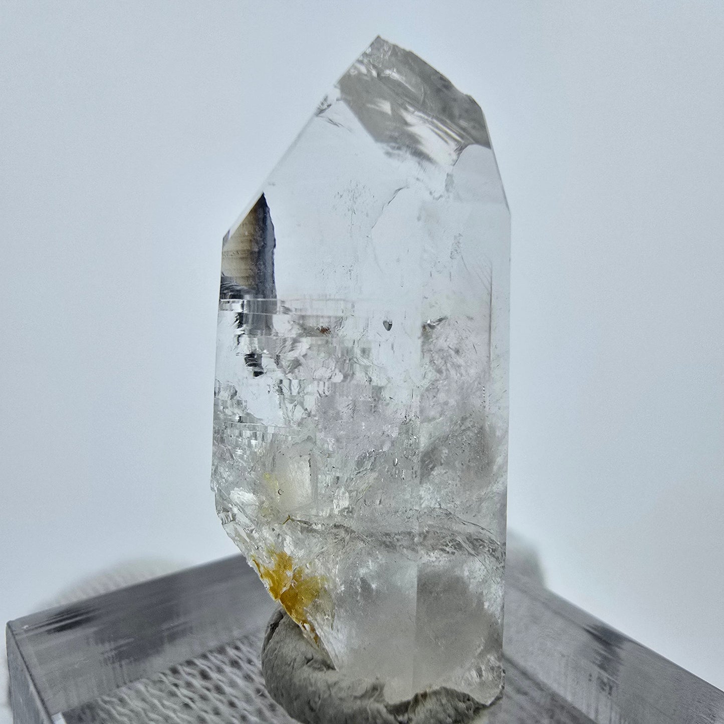 Klare Lemurian Phantom Quarz Spitze Streep Mine, Goboboseb, Namibia 32*13*15mm