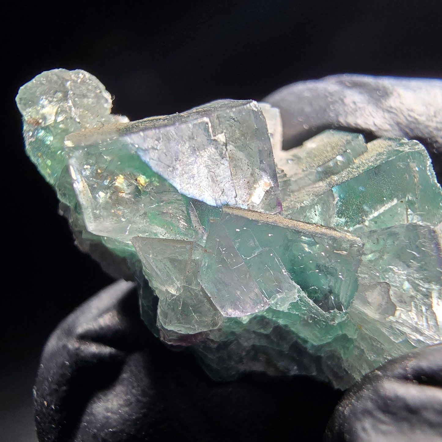 Niveau de cube de fluorite fantôme vert violet Okorusu, collection namibie 35*15*14mm