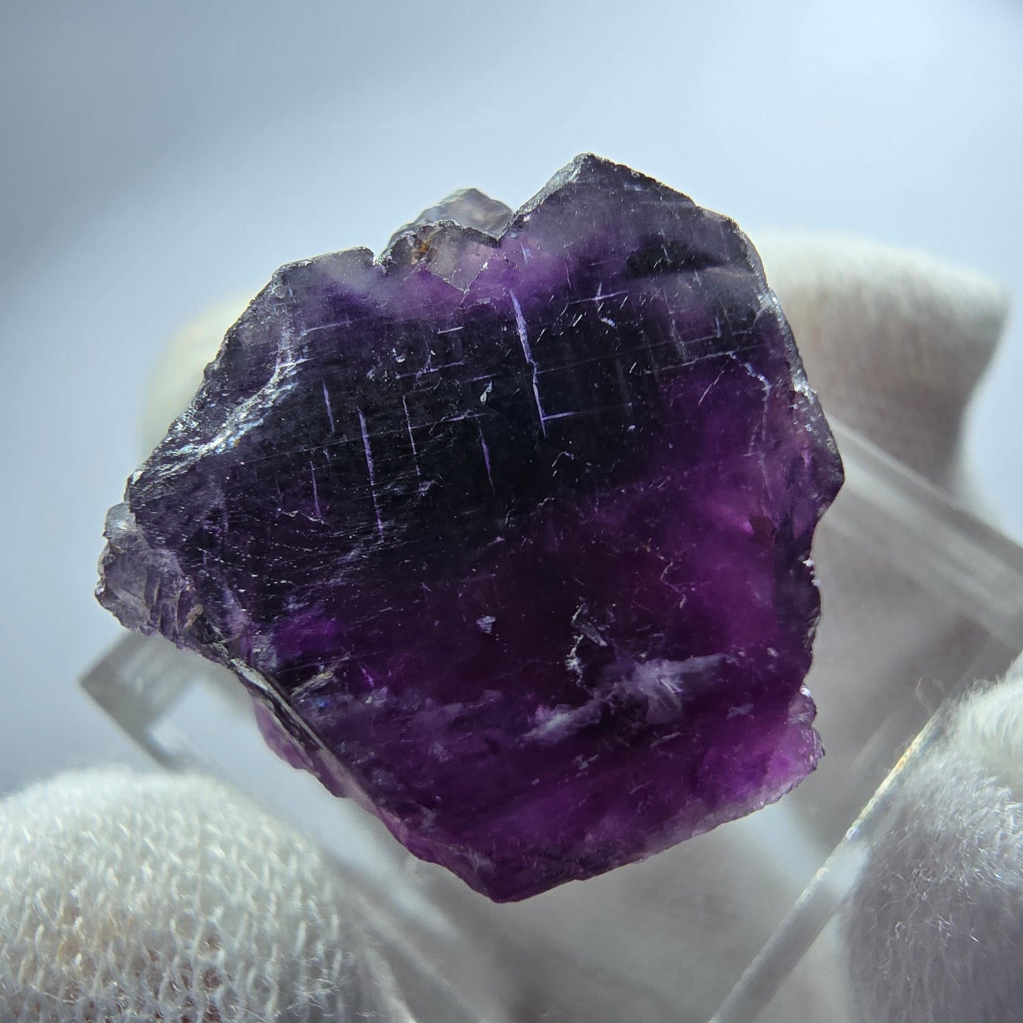 Rare spécimen de cube de fluorite fantôme, violet Okorusu, Namibie 23 x 22 x 17 mm