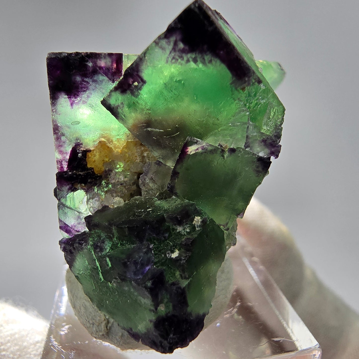 Zonare Phantom Fluorit Würfel Stufe grün lila Okorusu, Namibia 46*40*24mm