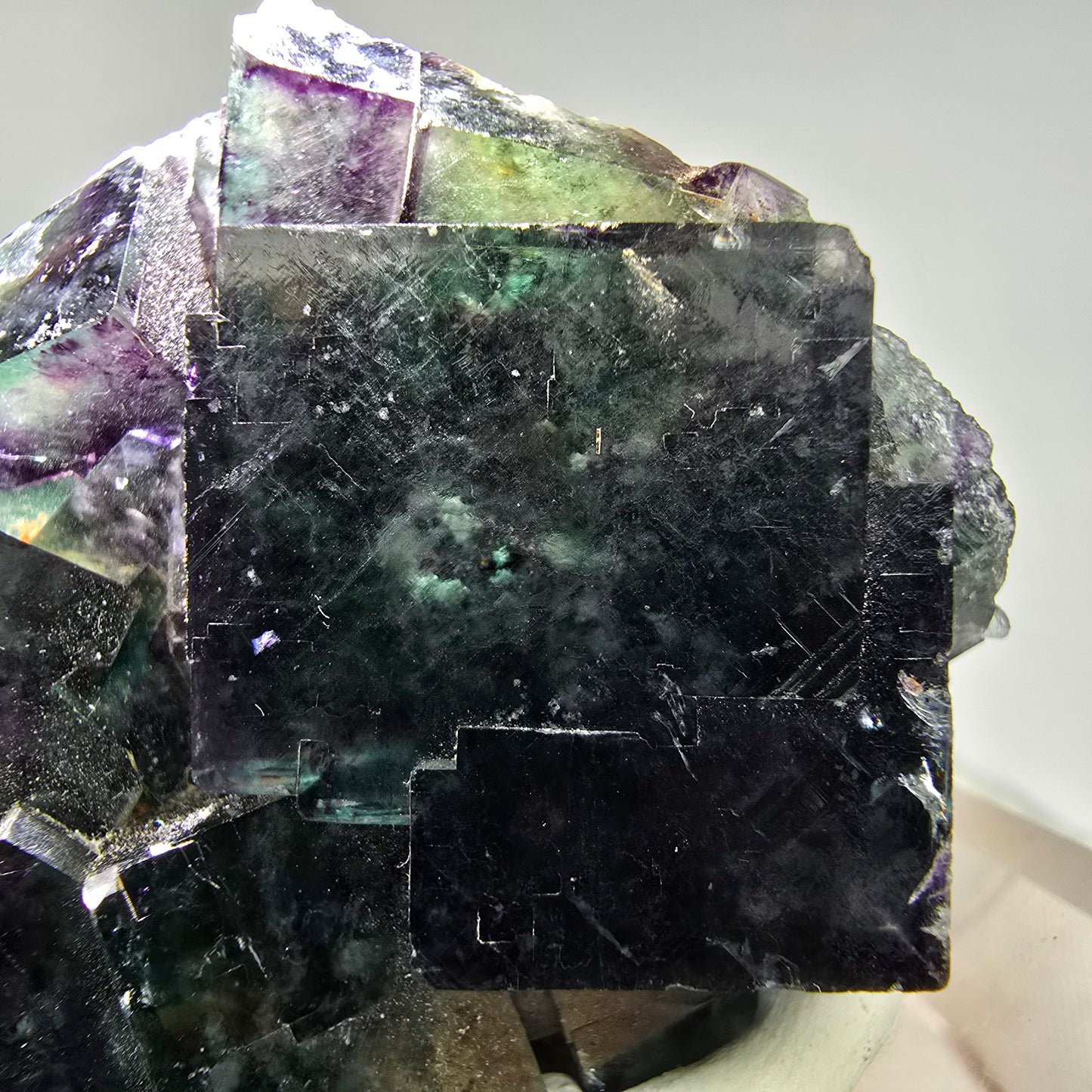 Seltene Phantom Fluorit Würfel Stufe grün lila zonar Okorusu, Namibia 57*42*31mm