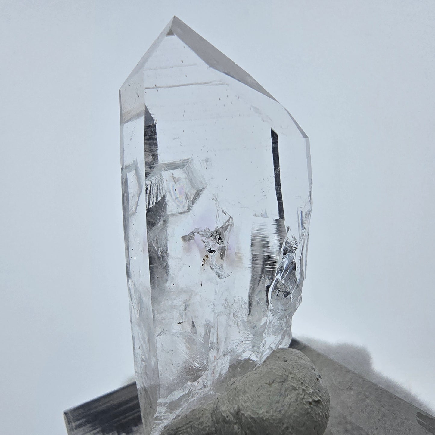 Klare Lemurian Phantom Quarz Spitze Streep Mine, Goboboseb, Namibia 40*18*12mm
