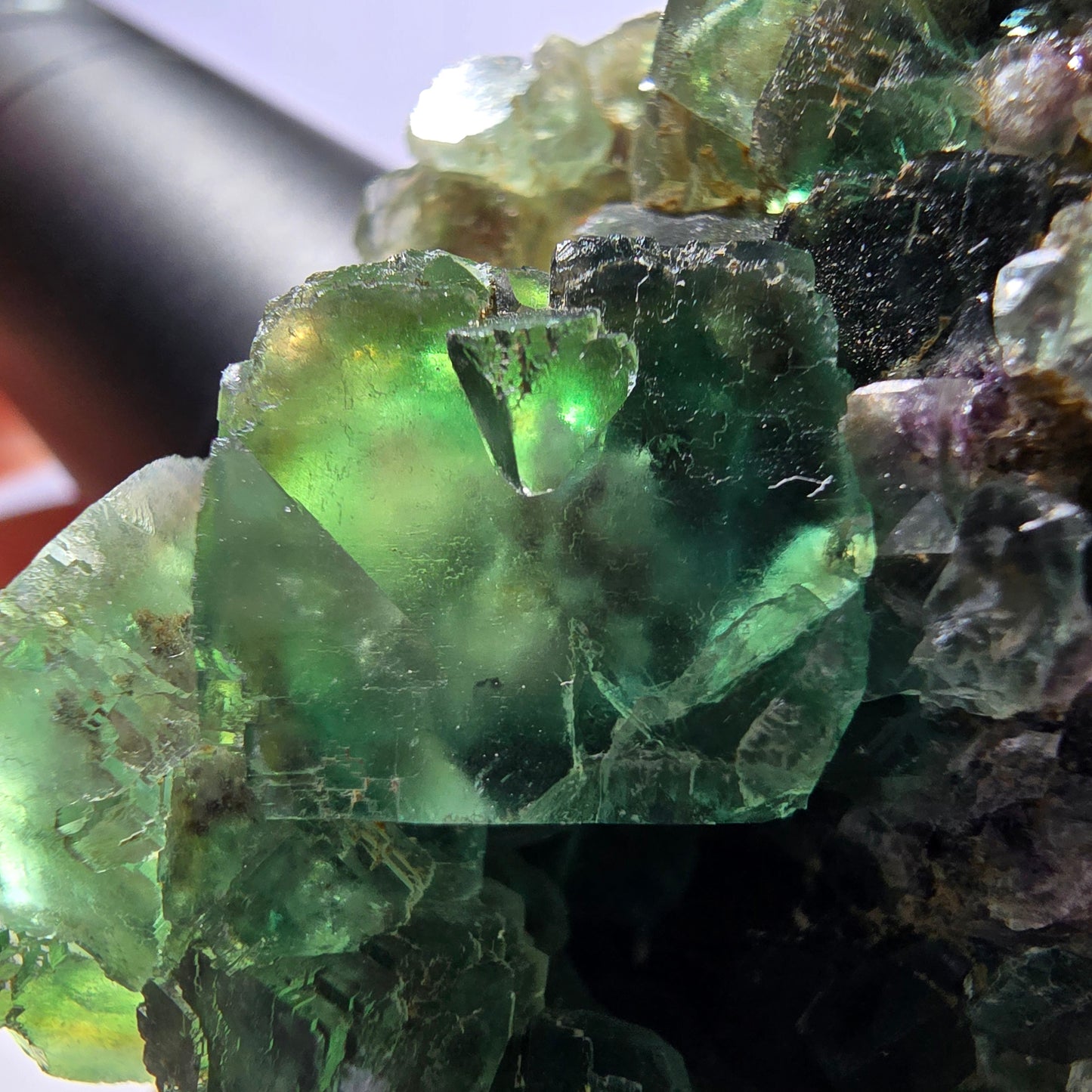 Phantom Fluorit Würfel Stufe parkettiert mit Quarz Okorusu Namibia 70*42*32mm