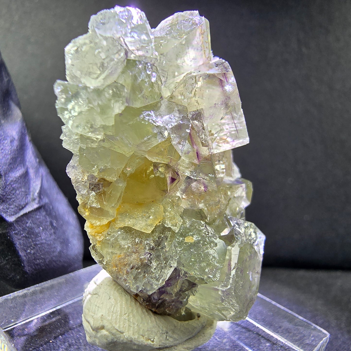 Seltene Phantom Fluorit XX Würfel Stufe grün lila 35*21*14mm Okorusu, Namibia