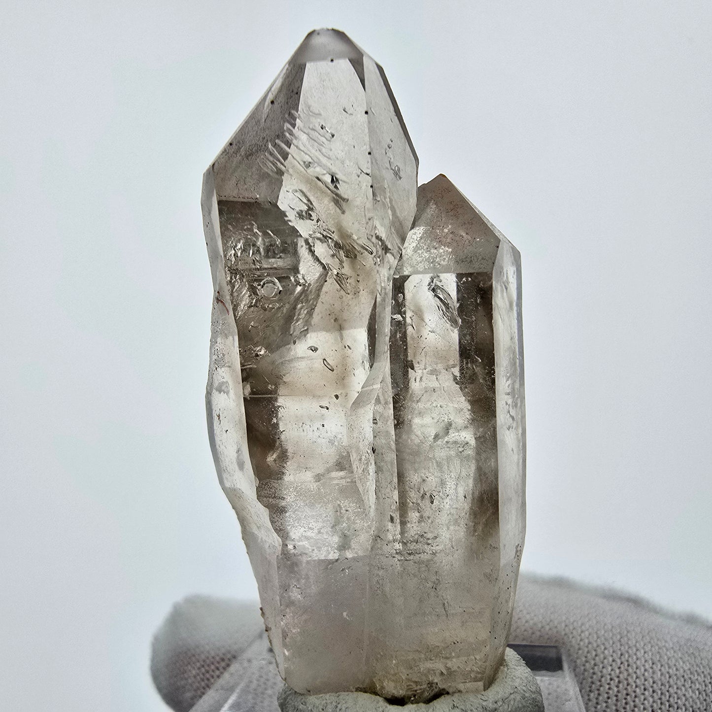 Enhydro Phantom Sceptre à Quartz Fumé Niveau 1x Bubble Goboboseb, Namibie 47*23*17mm