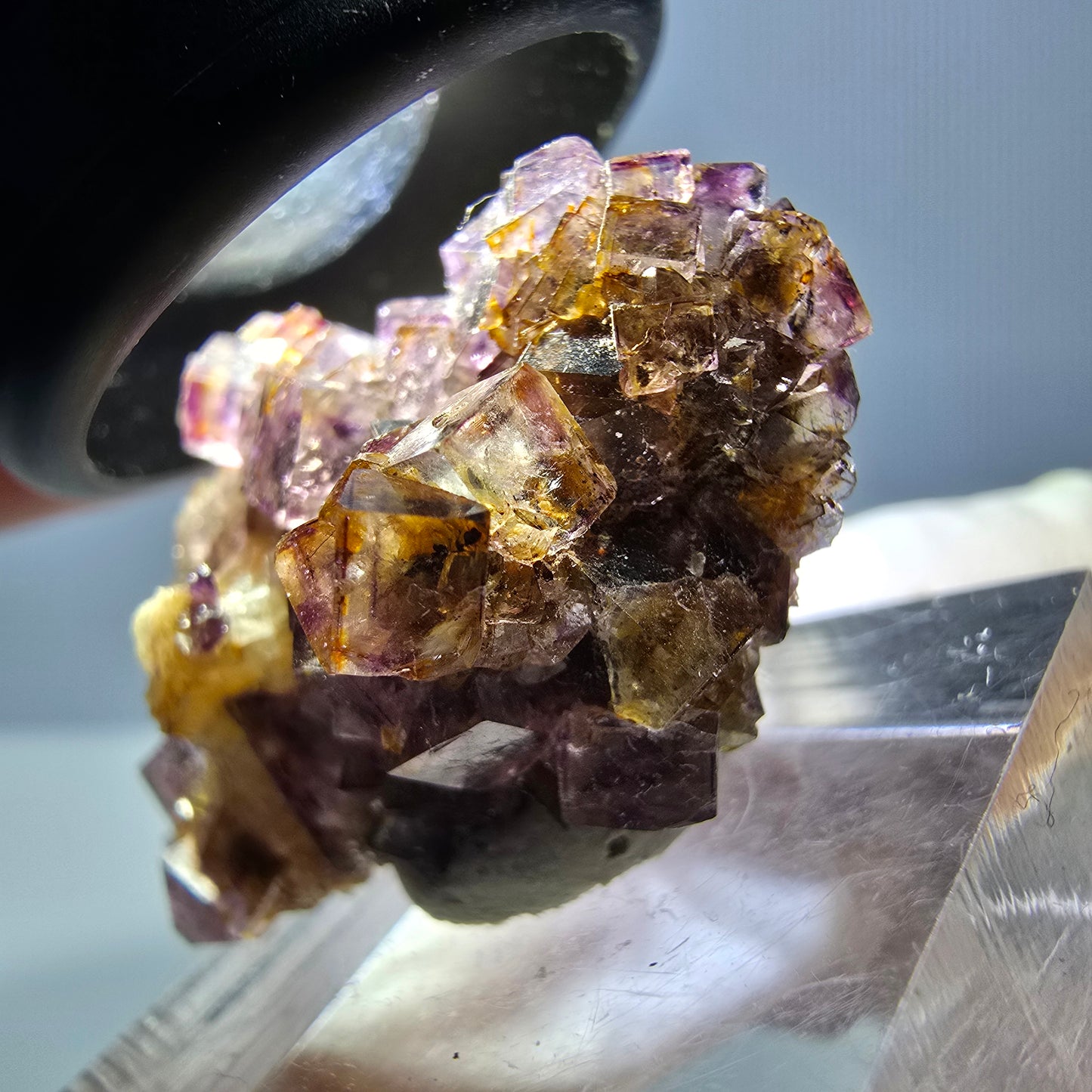 Spécimen de cube de fluorite fantôme, violet-jaune, Okorusu, Namibie, 36 x 27 x 15 mm