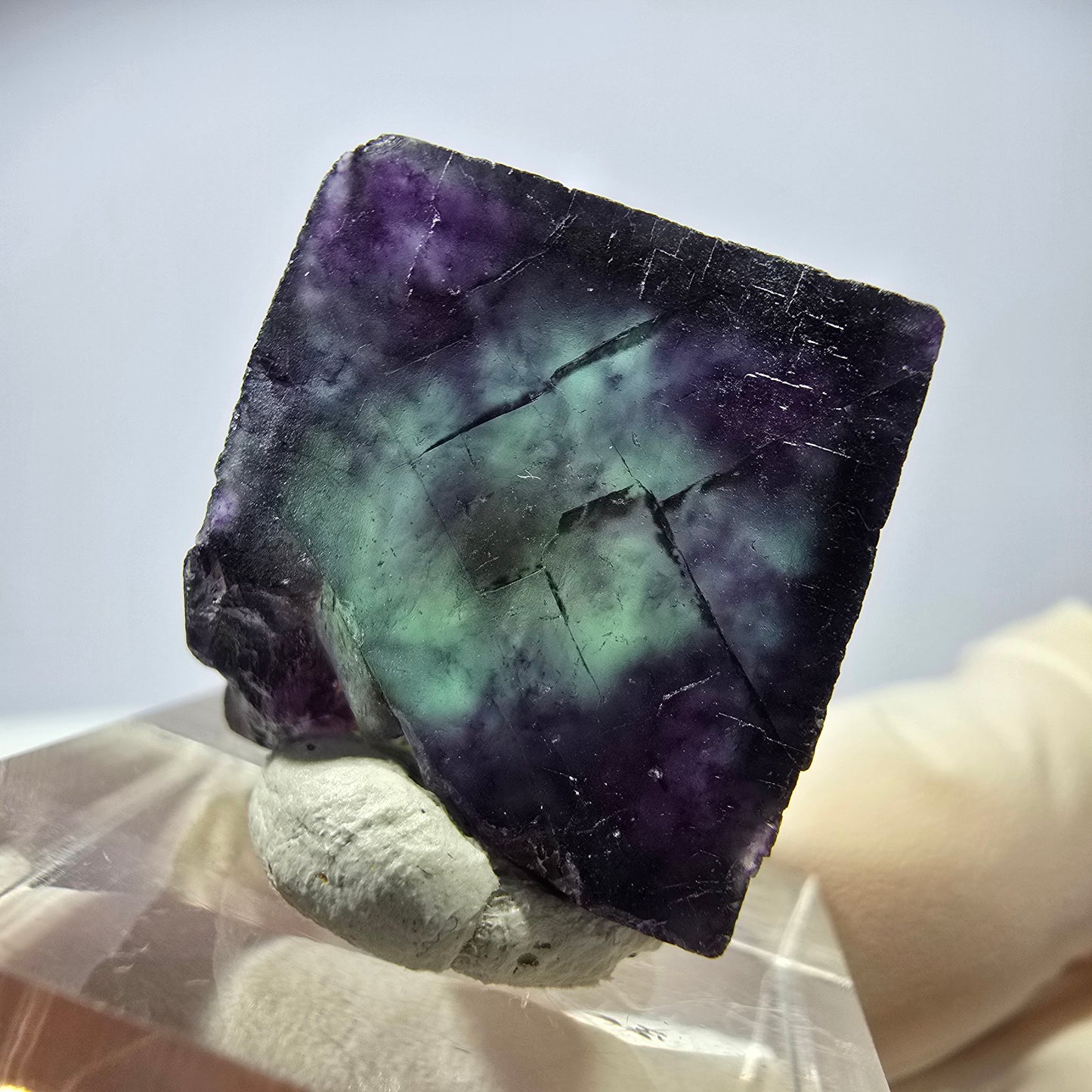Rare cube de fluorite fantôme parqueté vert violet Okorusu Namibie 19*20*14mm