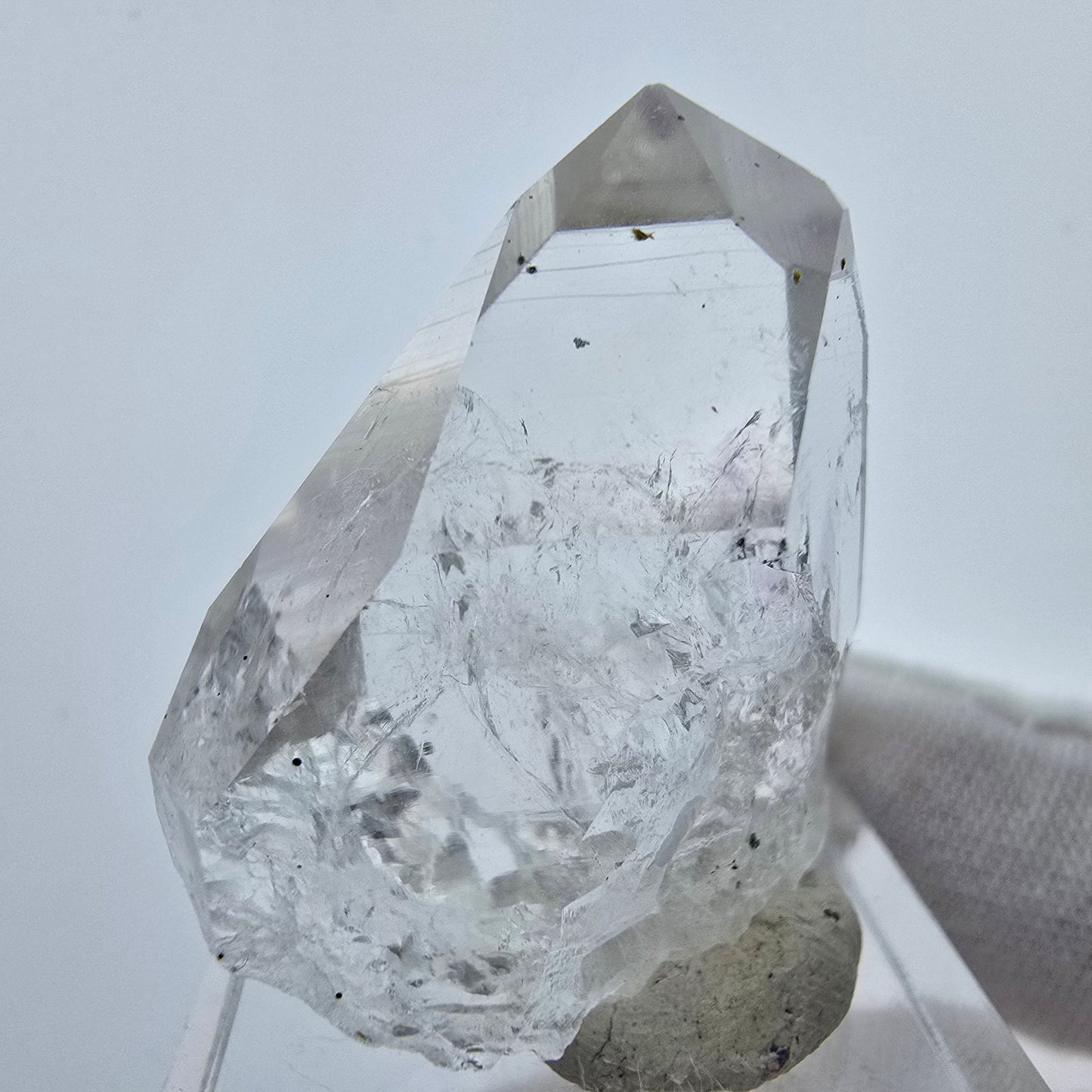 Cristal d'améthyste fantôme Harlequin, Streep Mine, Goboboseb, Namibie, 30 x 27 x 18 mm