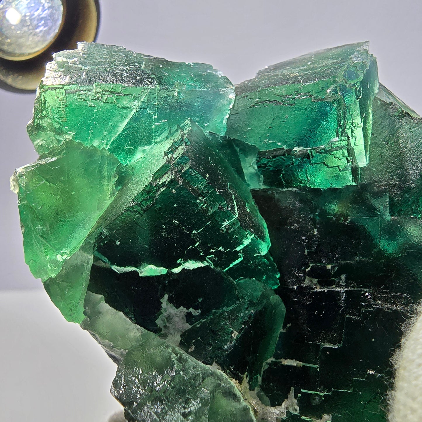 Grand cube de fluorite fantôme étagé, vert Okorusu, Namibie 96 x 73 x 34 mm