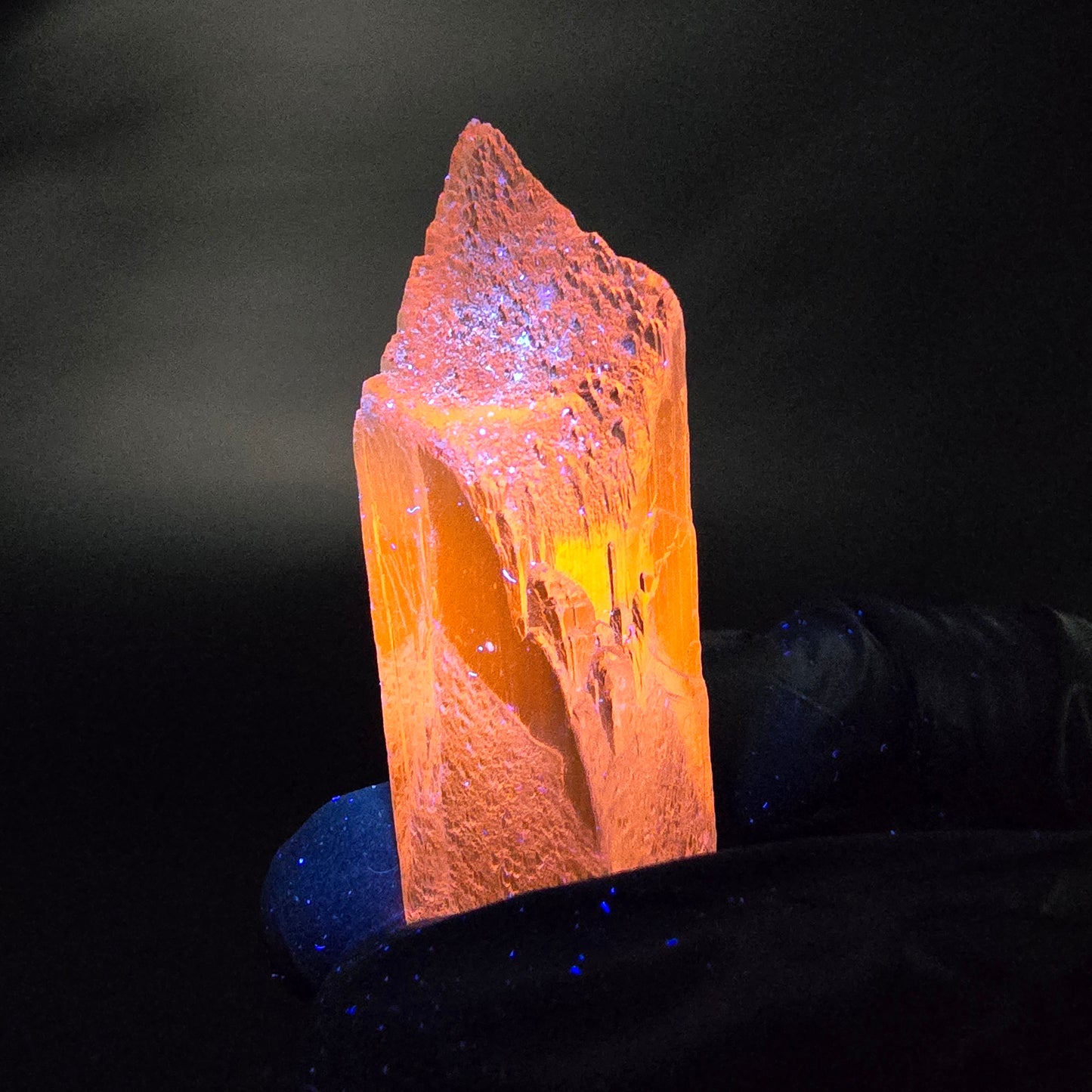 Seltener Kunzit, Spodumen Kristall rosa weiß UV Mineral 97*18*13mm aus Brasilien