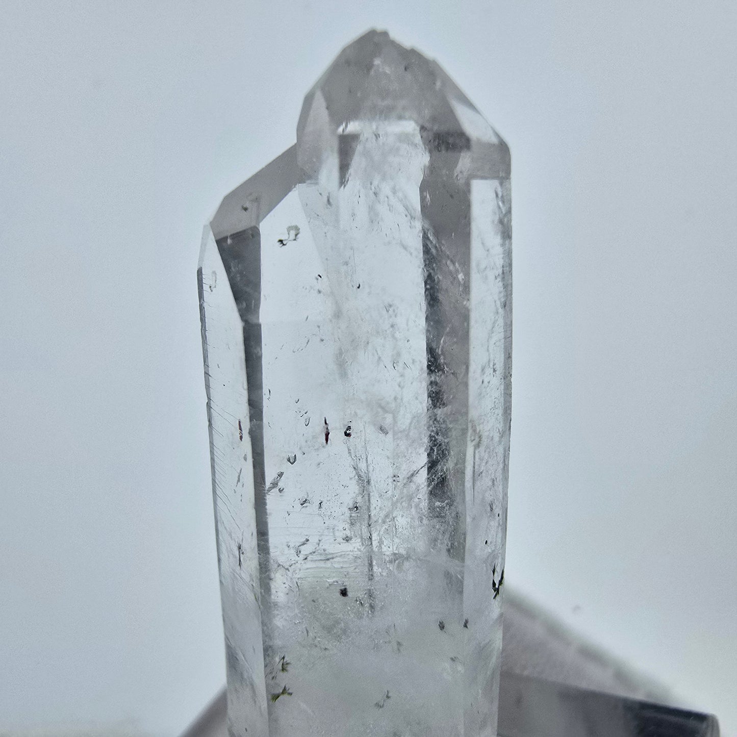 Klarer Harlekin Phantom Quarz Kristall Streep Mine, Goboboseb Namibia 37*15*15mm