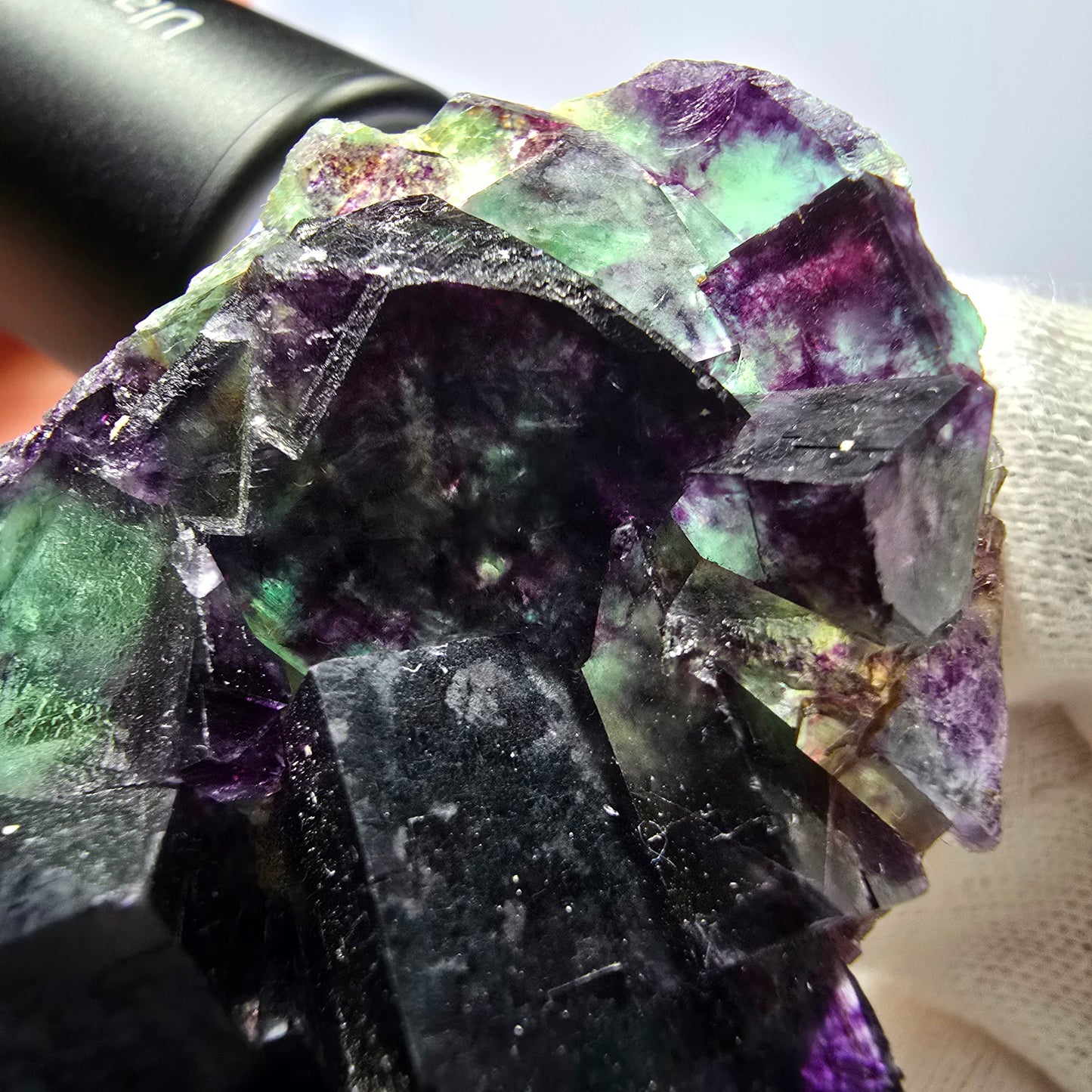 Spécimen de cube de fluorite fantôme transparent, parqueté, zonal, Okorusu, Namibie, 76 x 46 x 28 mm
