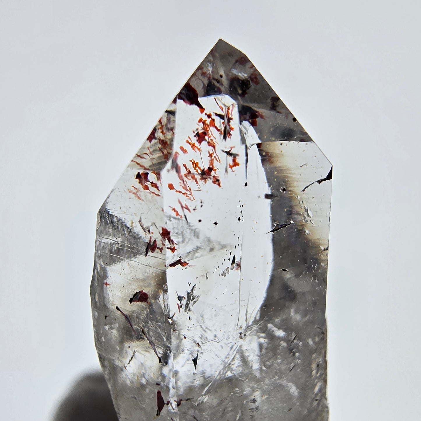 Quartz fumé Harlequin Phantom, mine Point Streep, Goboboseb, Namibie, 44 x 17 x 12 mm