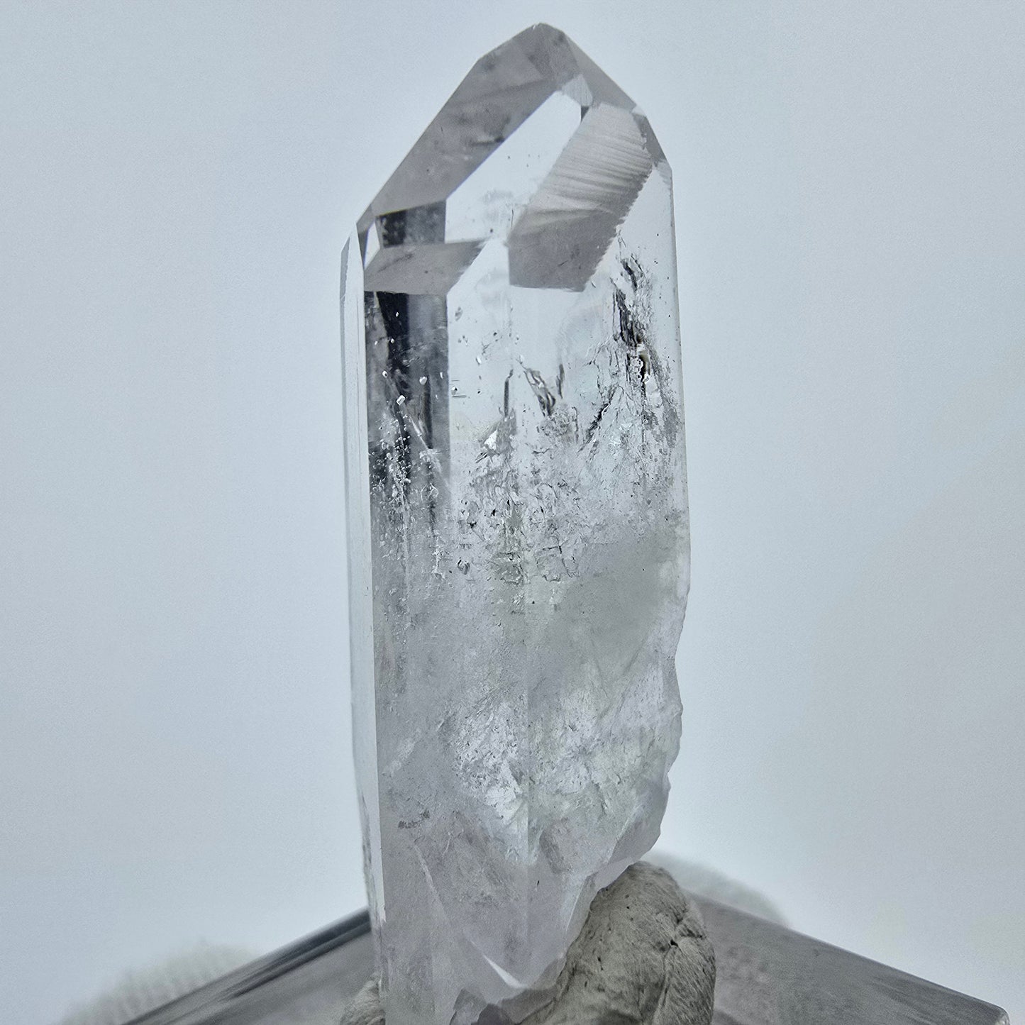 Enhydro Phantom Quarz, 1x Blase Streep Mine, Goboboseb, Namibia 41*15*13mm
