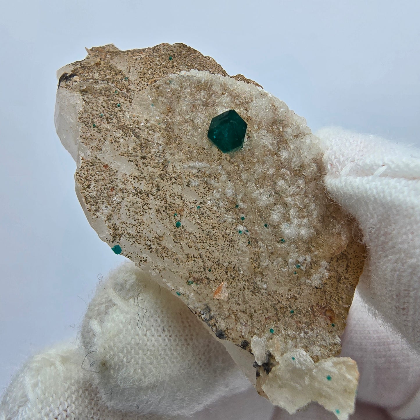 Seltene Dioptas auf Marix Stufe Kaokoveld, Namibia 44*19*16mm Mineraliensammlung