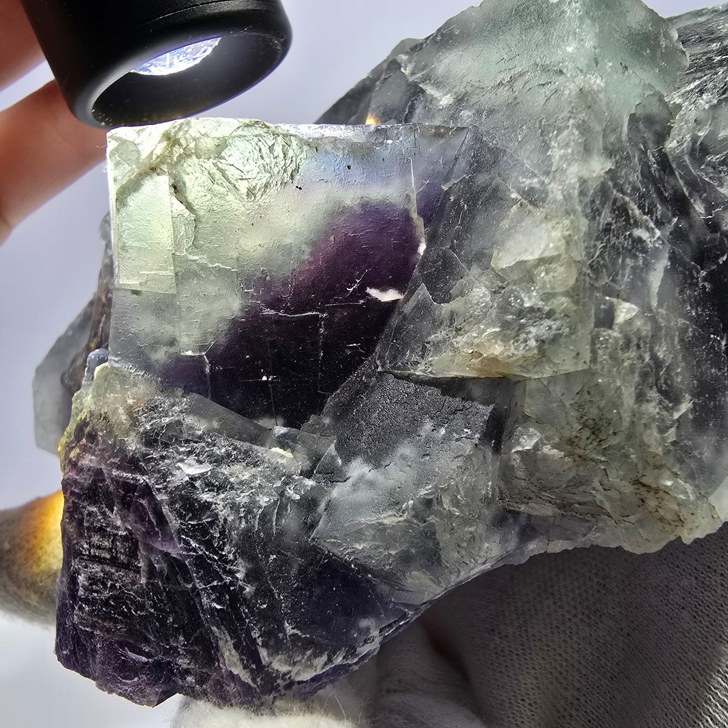 Spécimen de cube de fluorite fantôme XL, parqueté vert violet Okorusu, Namibie 141*130*48 mm