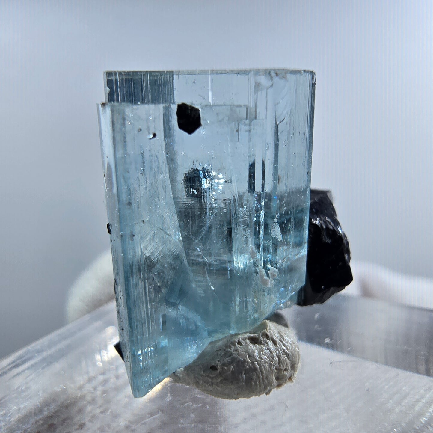 Aigue-marine Setlene, tourmaline Schörl stade Erongo, Namibie 19*21*14mm